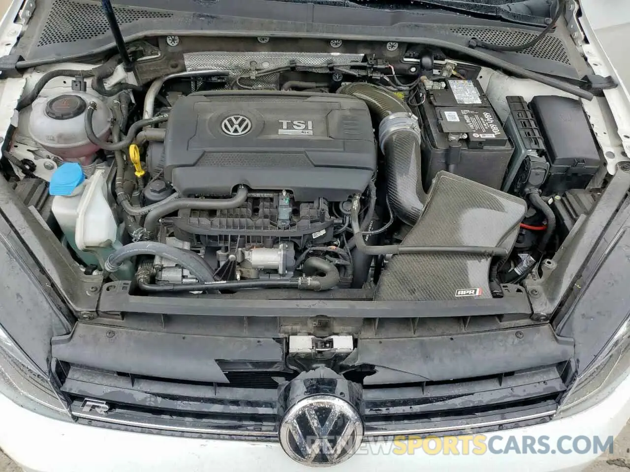 11 Photograph of a damaged car WVWVA7AU9KW148757 VOLKSWAGEN GOLF 2019