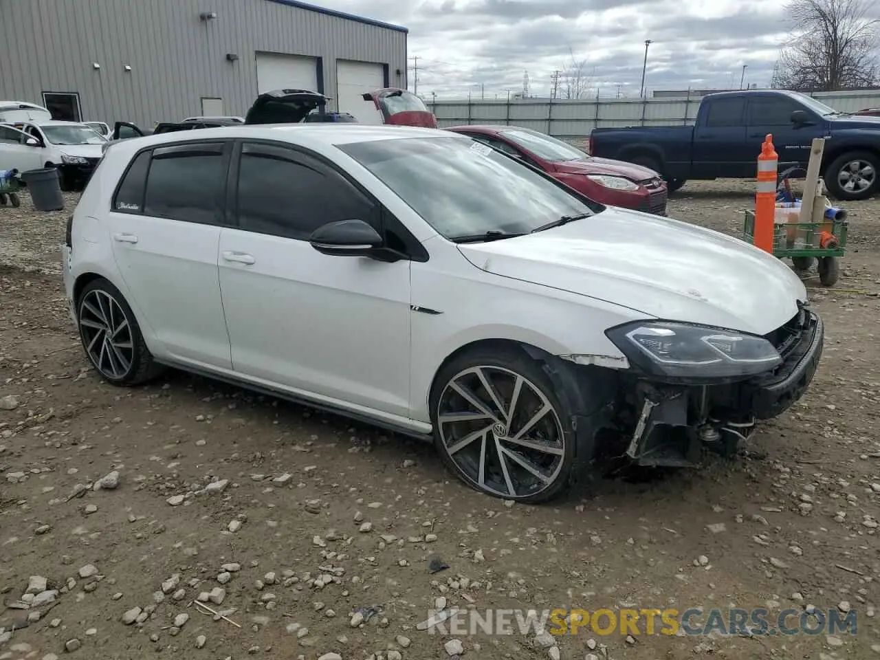 4 Photograph of a damaged car WVWWA7AU2KW171835 VOLKSWAGEN GOLF 2019
