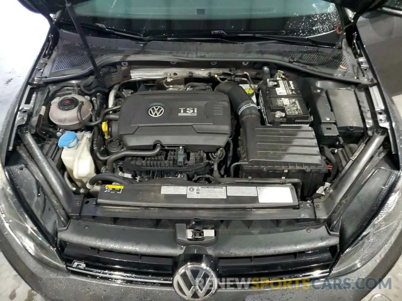 12 Photograph of a damaged car WVWWA7AU4KW225264 VOLKSWAGEN GOLF 2019
