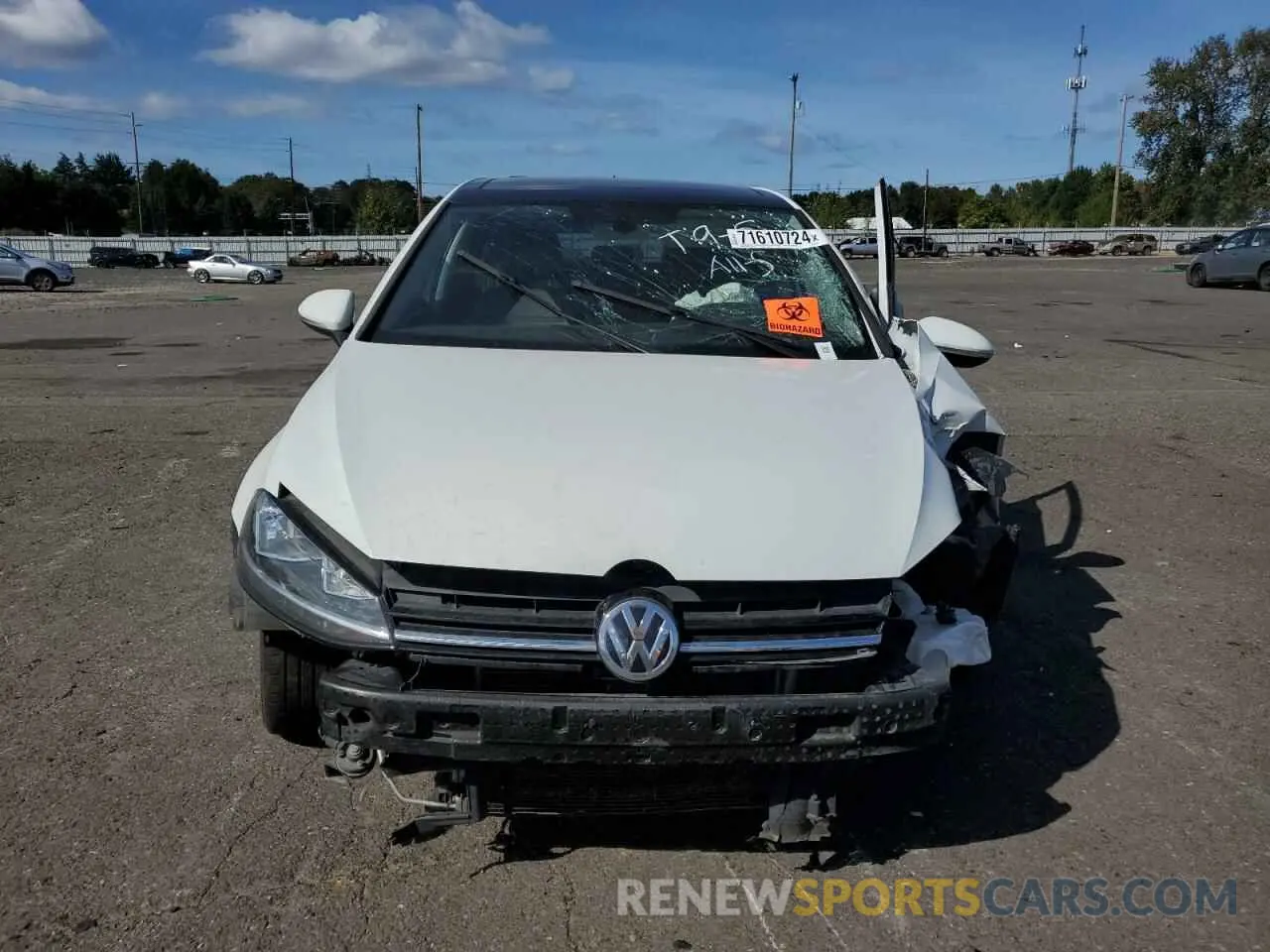 5 Photograph of a damaged car 3VWG57AU1LM003319 VOLKSWAGEN GOLF 2020