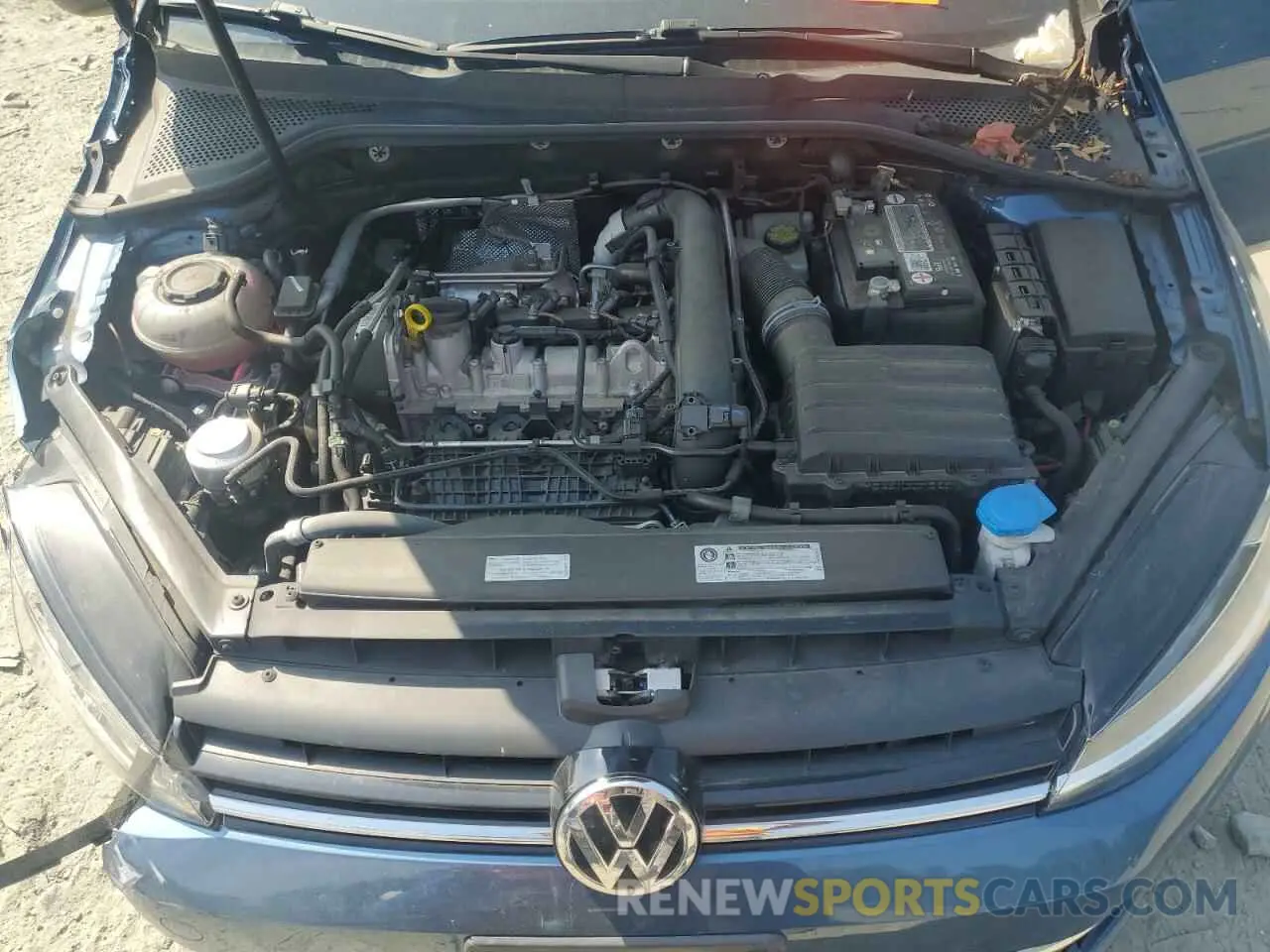 11 Photograph of a damaged car 3VWG57AU1LM009573 VOLKSWAGEN GOLF 2020