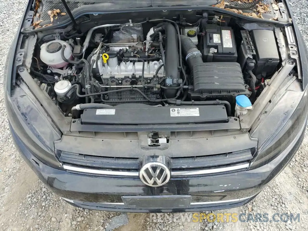 11 Photograph of a damaged car 3VWG57AU5LM004456 VOLKSWAGEN GOLF 2020