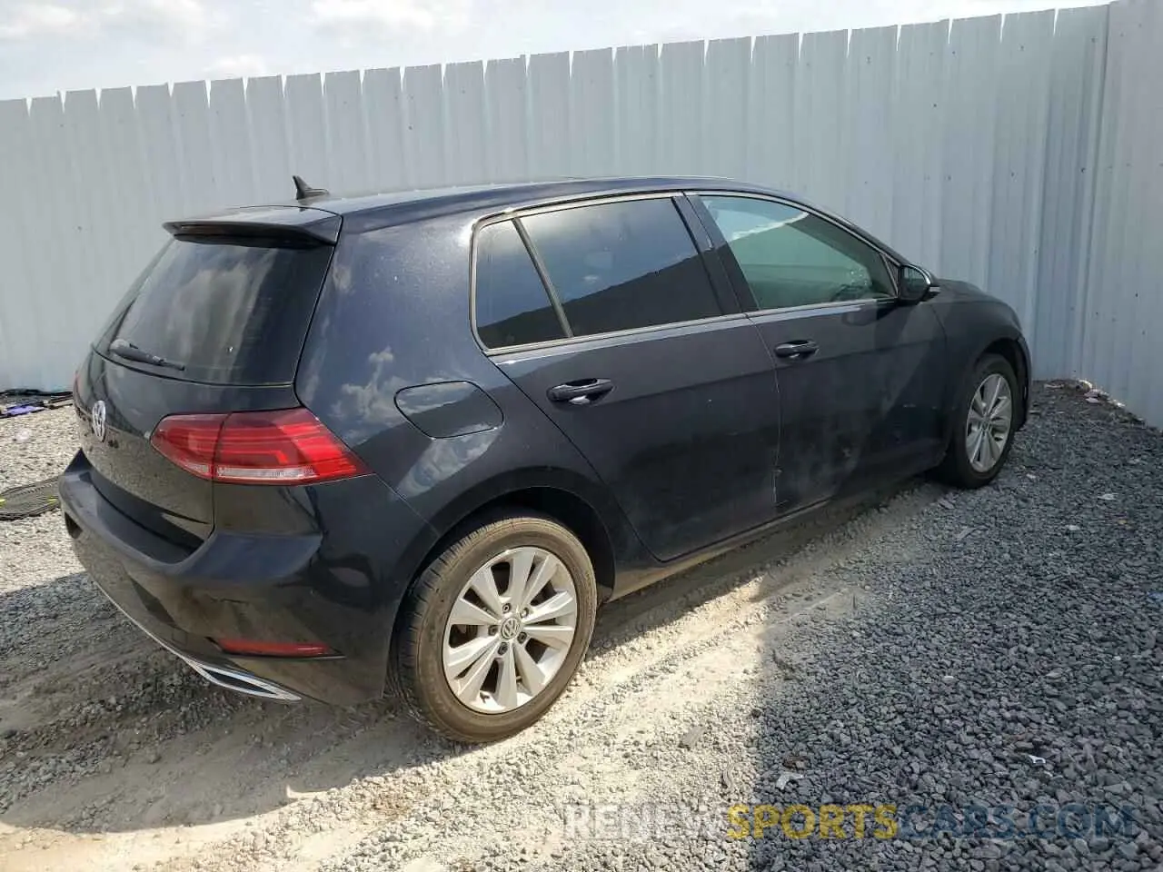3 Photograph of a damaged car 3VWG57AU5LM004456 VOLKSWAGEN GOLF 2020