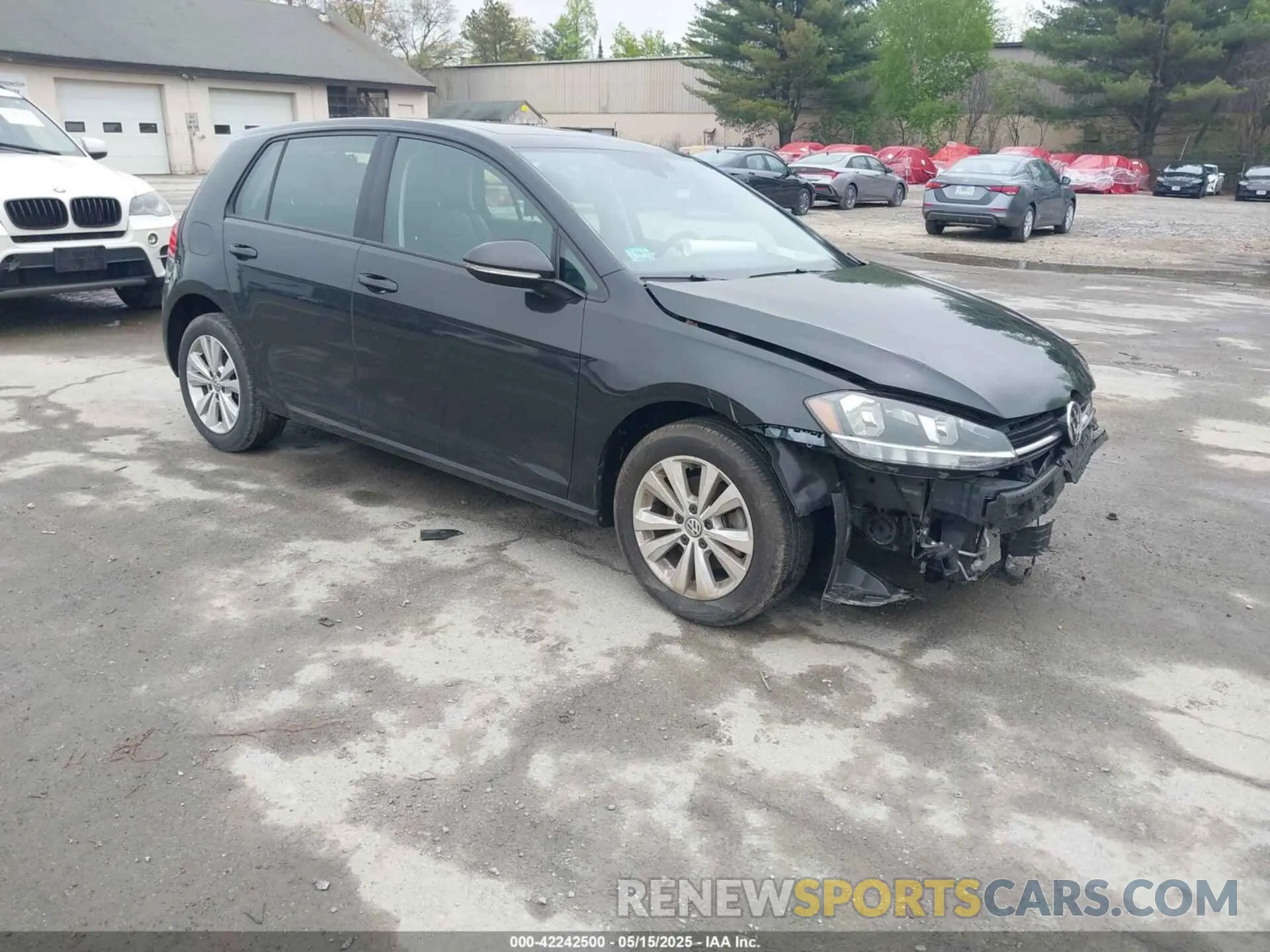 1 Photograph of a damaged car 3VWW57AU2LM009352 VOLKSWAGEN GOLF 2020