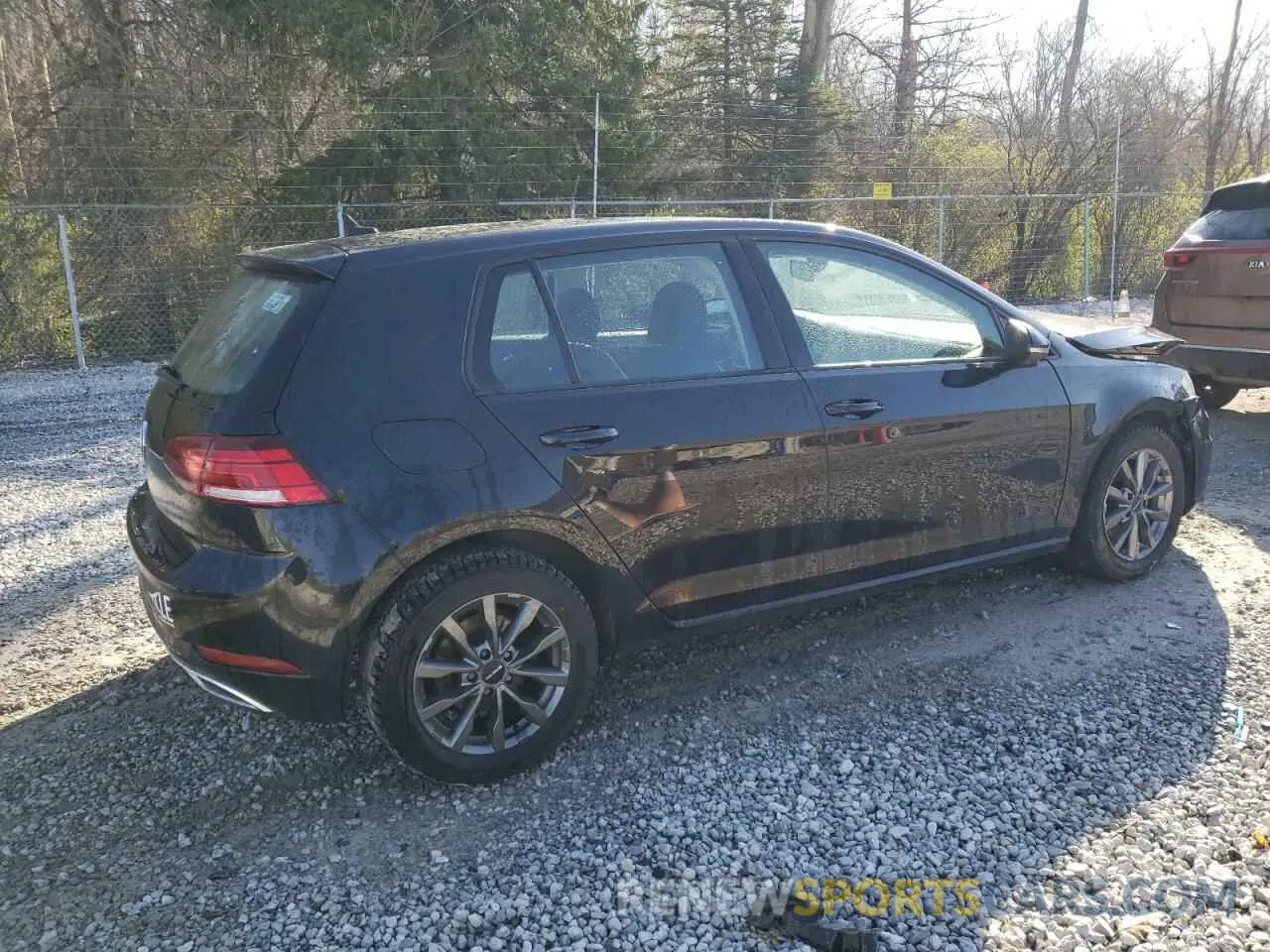3 Photograph of a damaged car 3VWG57AU0MM005435 VOLKSWAGEN GOLF 2021