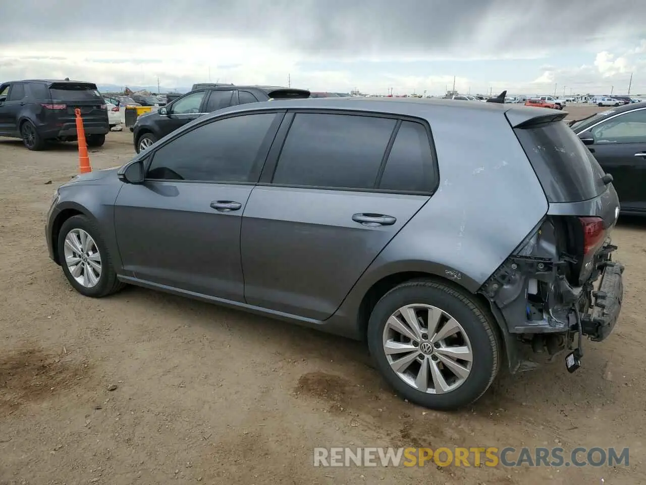 2 Photograph of a damaged car 3VWG57AU0MM008657 VOLKSWAGEN GOLF 2021