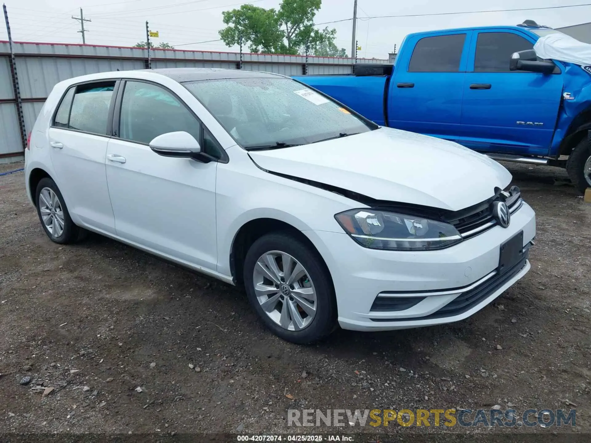 1 Photograph of a damaged car 3VWG57AU9MM001027 VOLKSWAGEN GOLF 2021
