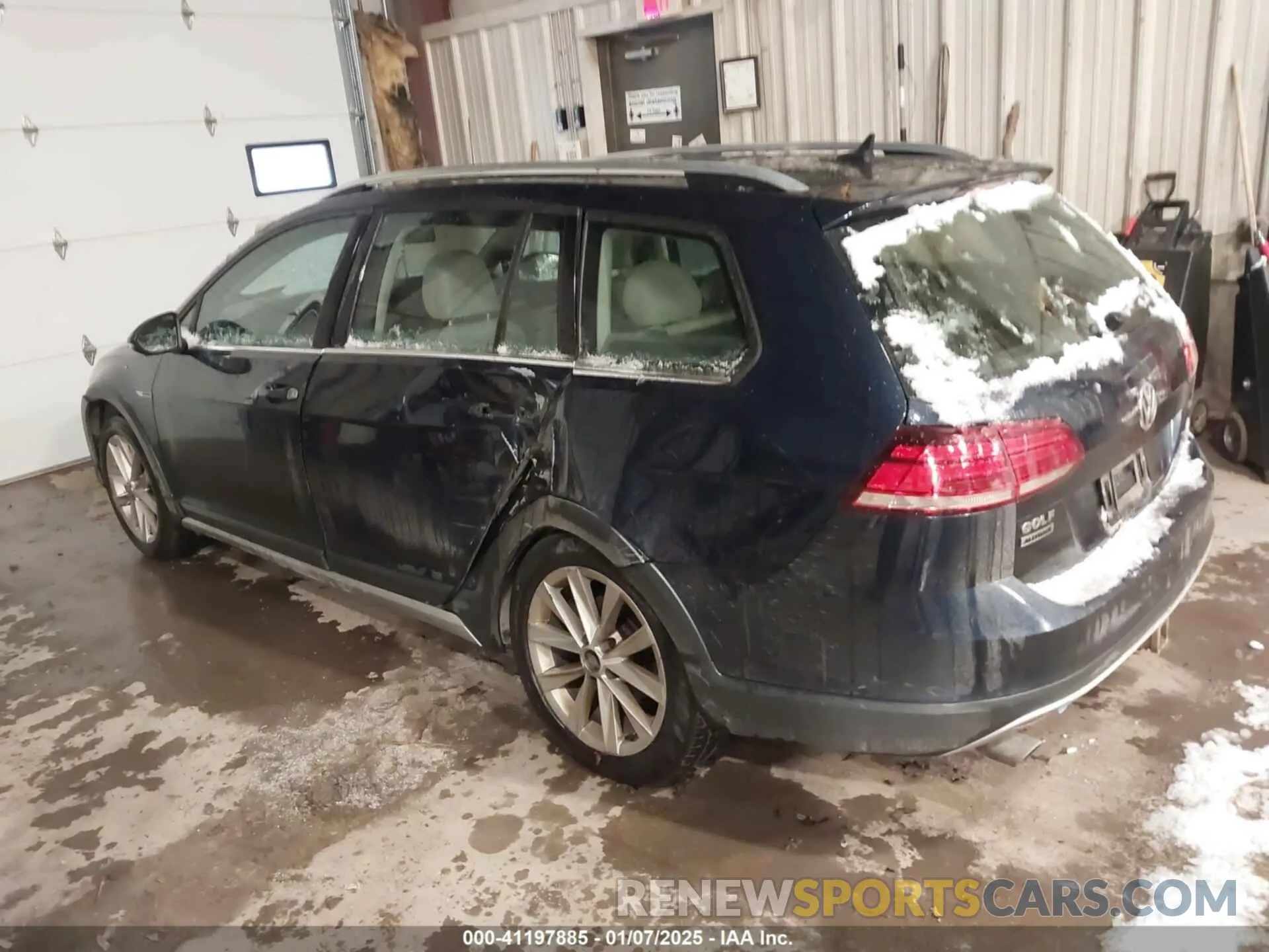 3 Photograph of a damaged car 3VWH17AU7KM513463 VOLKSWAGEN GOLF ALLTRACK 2019