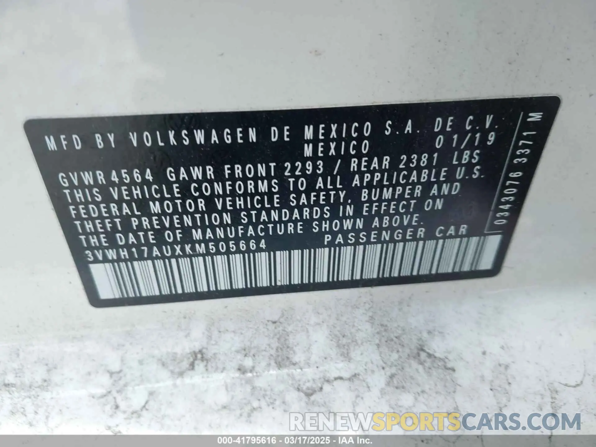 9 Photograph of a damaged car 3VWH17AUXKM505664 VOLKSWAGEN GOLF ALLTRACK 2019