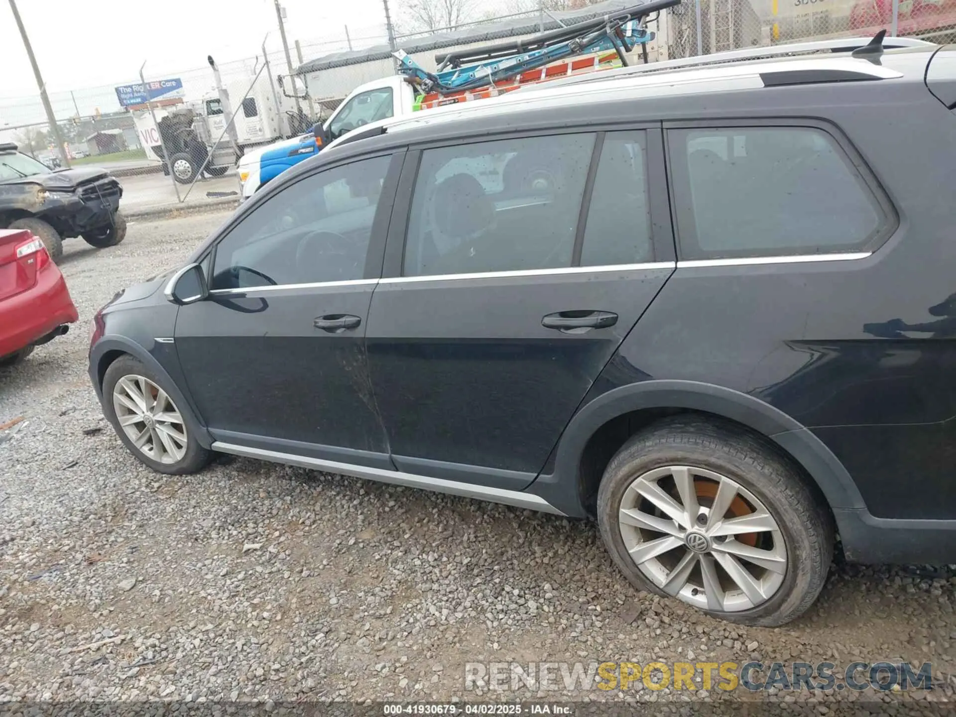 15 Photograph of a damaged car 3VWM17AU1KM522805 VOLKSWAGEN GOLF ALLTRACK 2019