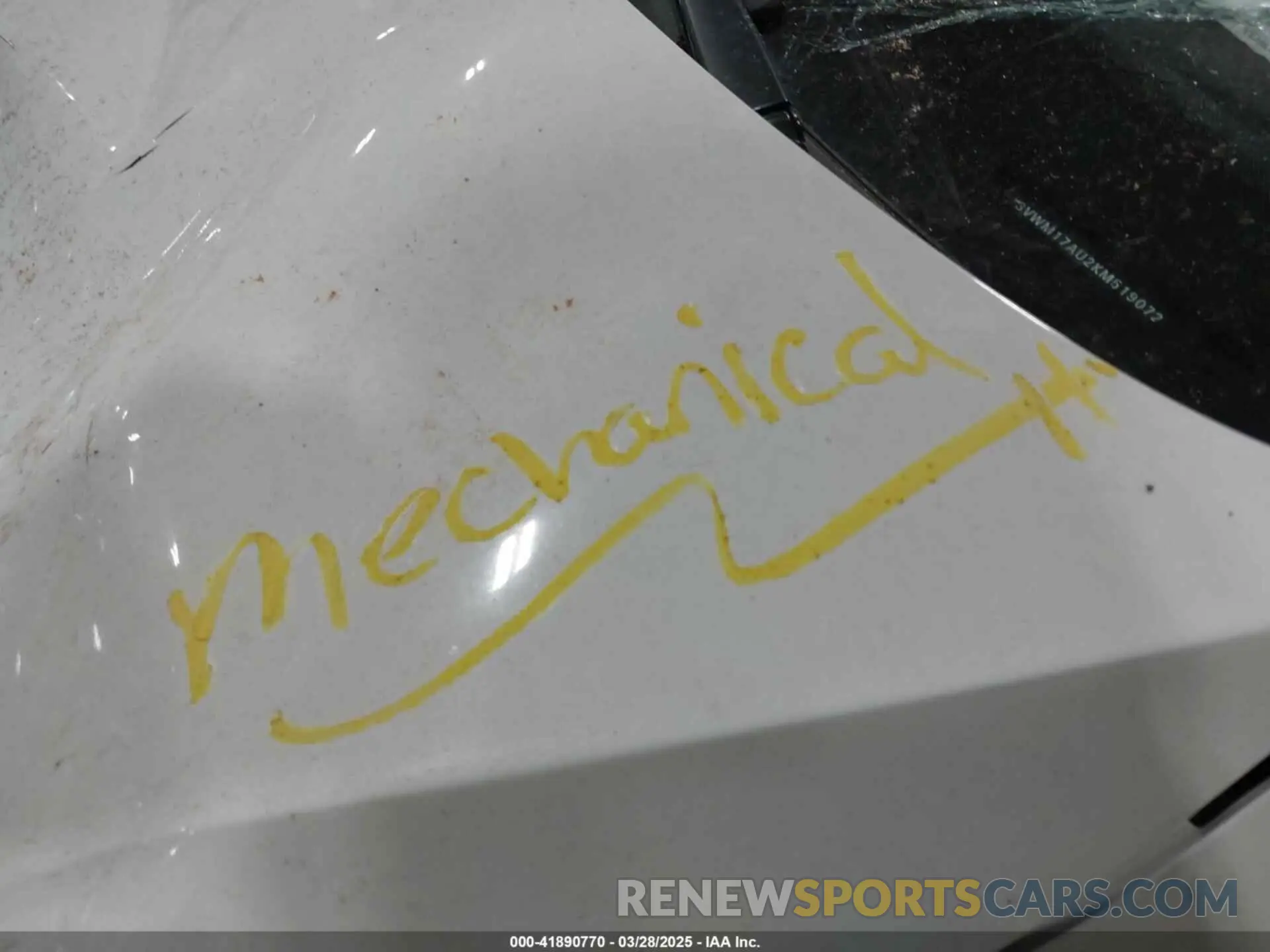 21 Photograph of a damaged car 3VWM17AU2KM519072 VOLKSWAGEN GOLF ALLTRACK 2019
