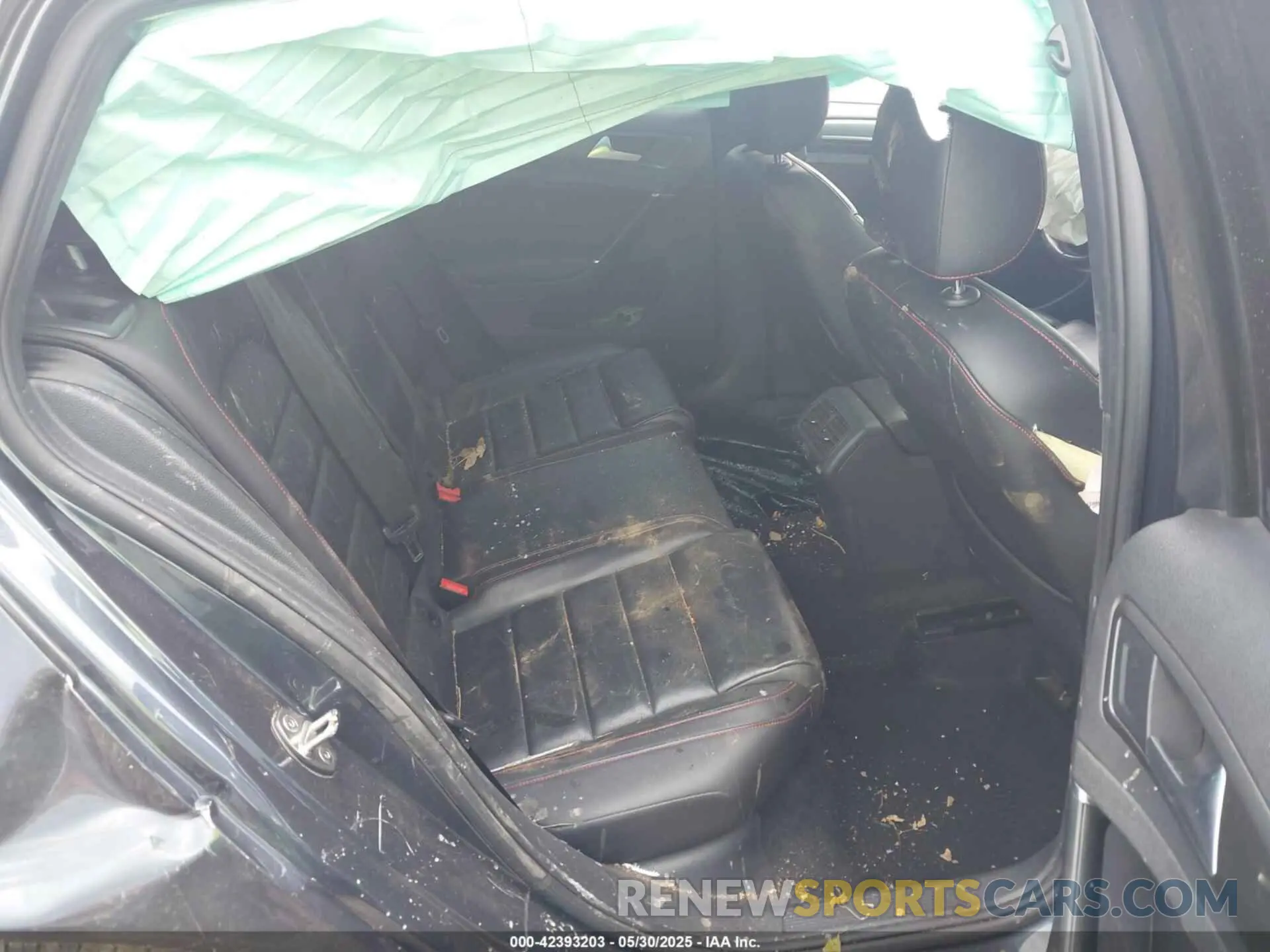 8 Photograph of a damaged car 3VW5T7AU5KM017879 VOLKSWAGEN GOLF GTI 2019