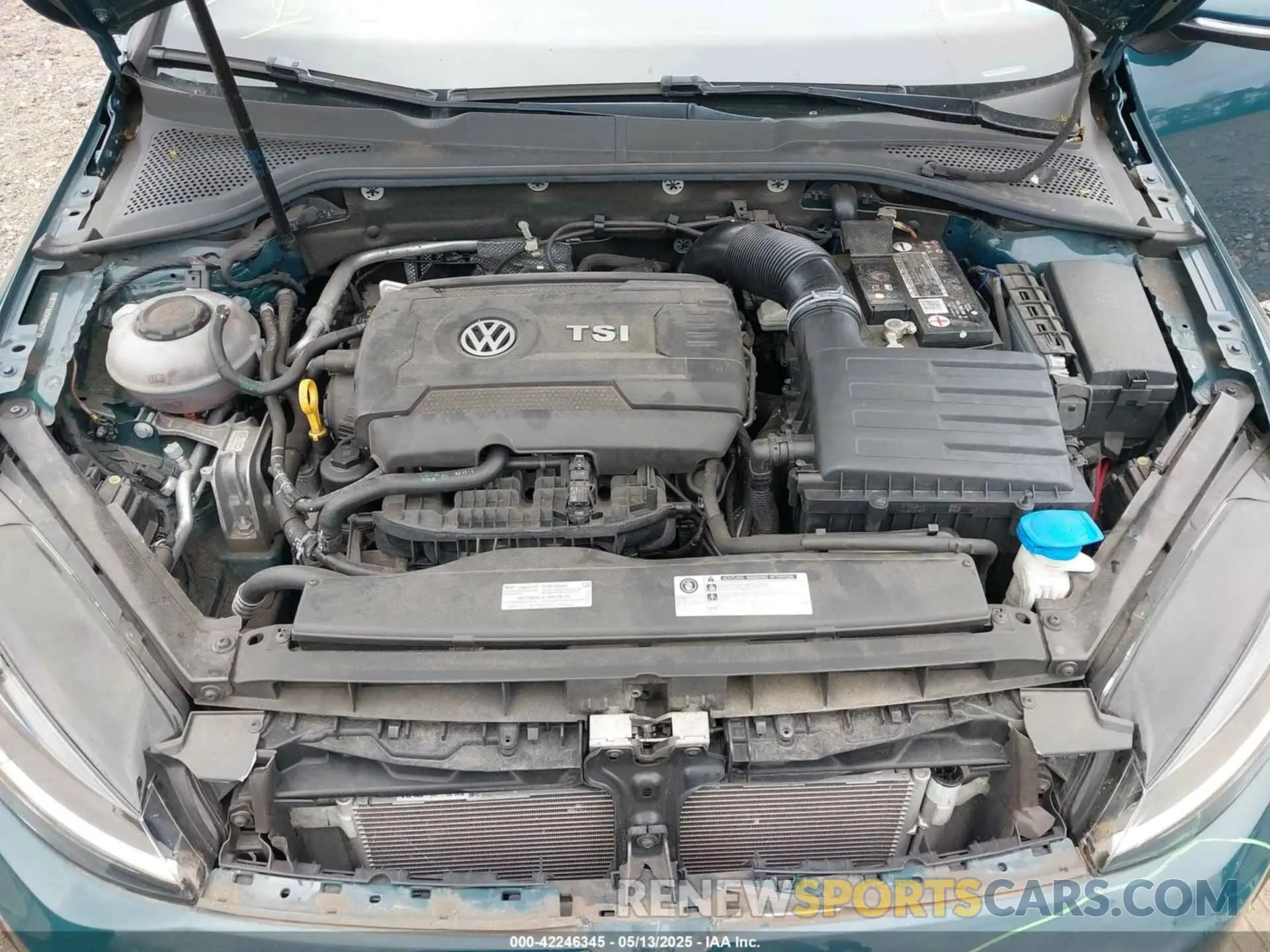 10 Photograph of a damaged car 3VW5T7AU5KM025738 VOLKSWAGEN GOLF GTI 2019