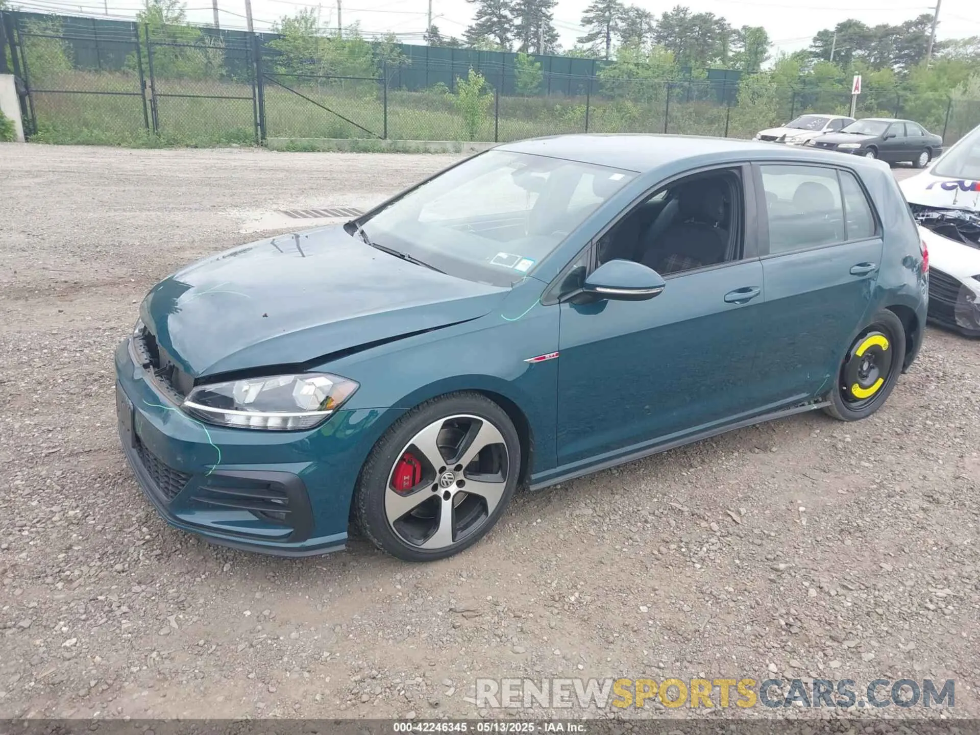 2 Photograph of a damaged car 3VW5T7AU5KM025738 VOLKSWAGEN GOLF GTI 2019