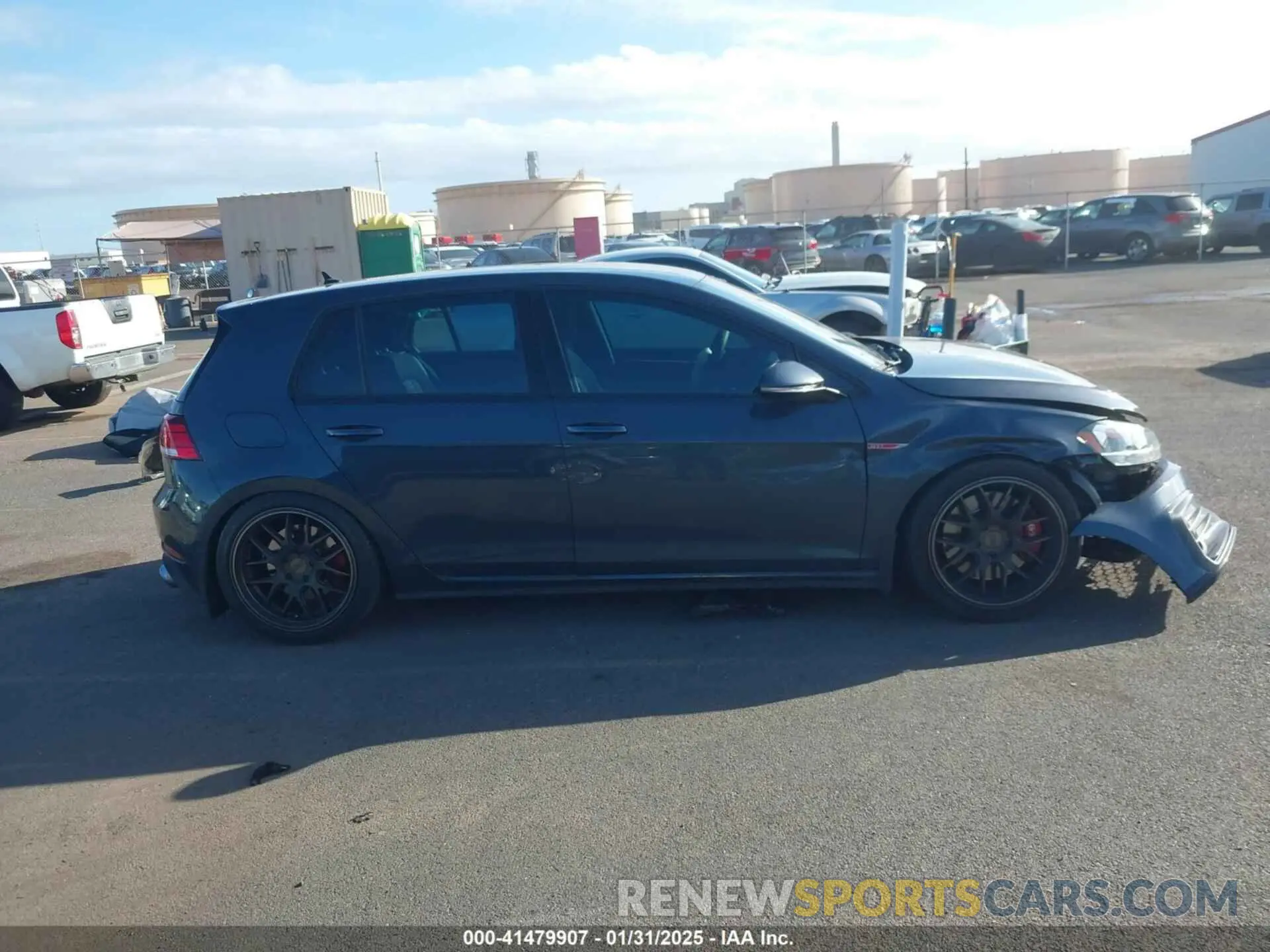 14 Photograph of a damaged car 3VW5T7AU6KM010150 VOLKSWAGEN GOLF GTI 2019