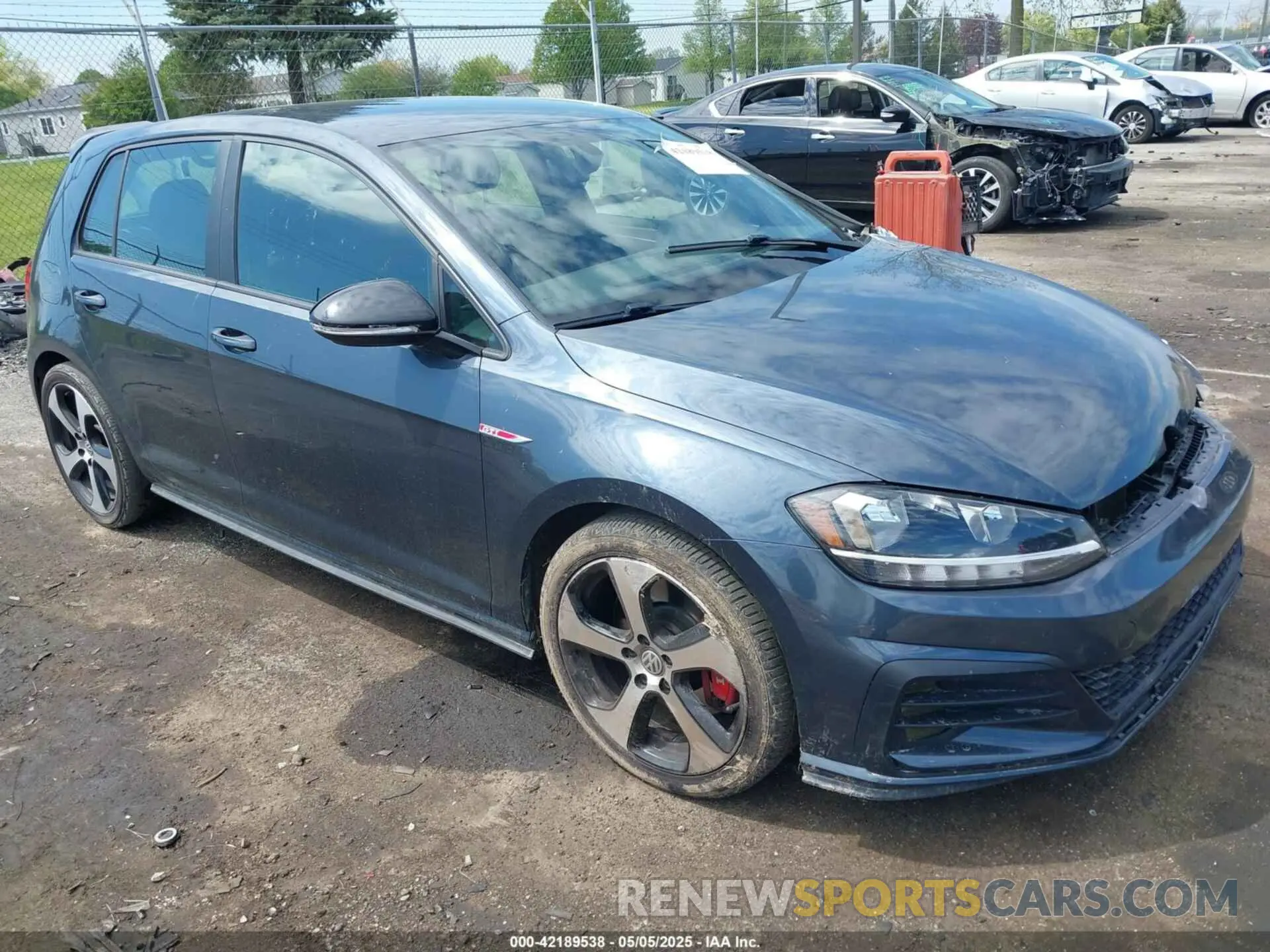 1 Photograph of a damaged car 3VW5T7AUXKM026237 VOLKSWAGEN GOLF GTI 2019