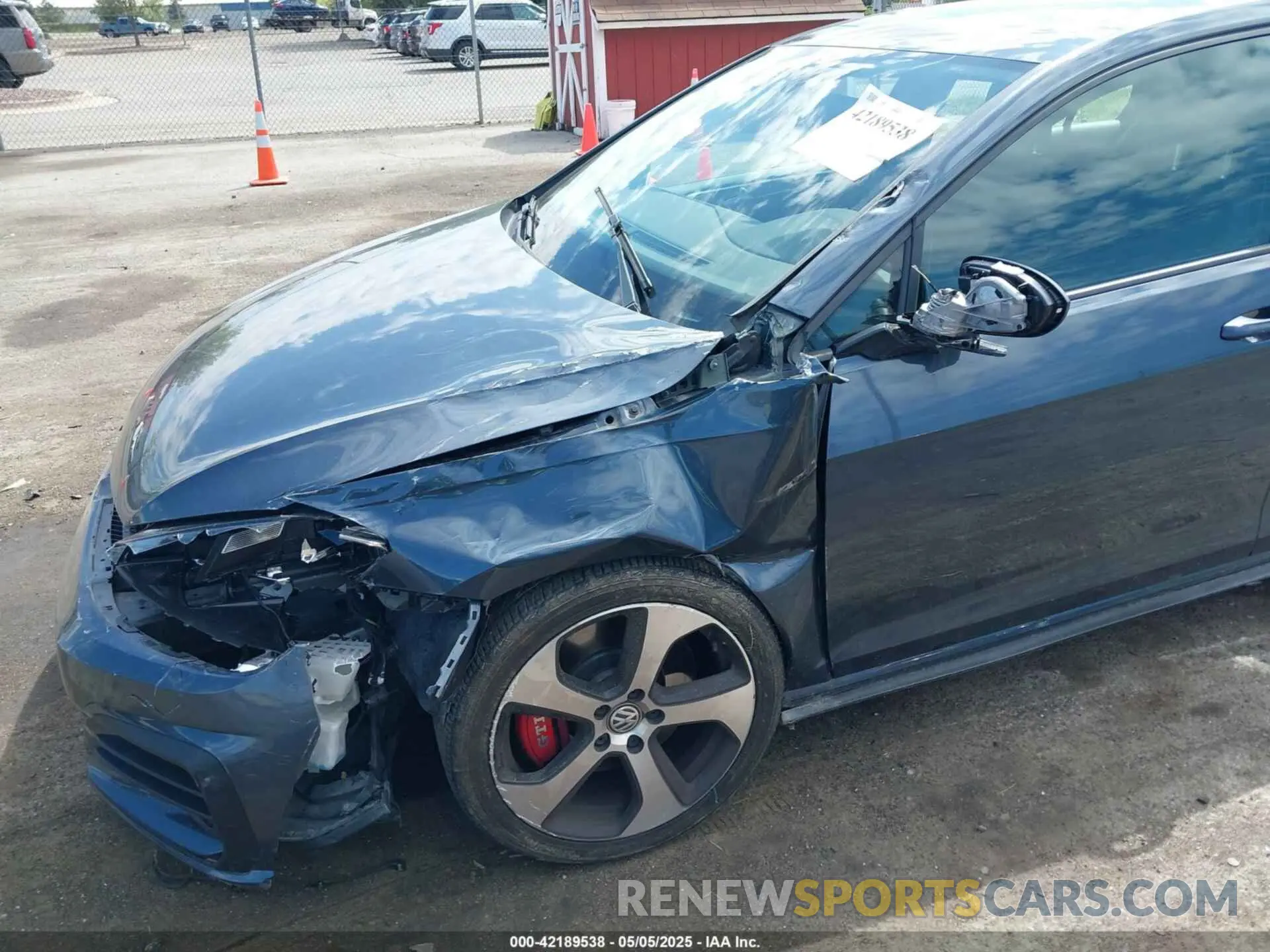 6 Photograph of a damaged car 3VW5T7AUXKM026237 VOLKSWAGEN GOLF GTI 2019