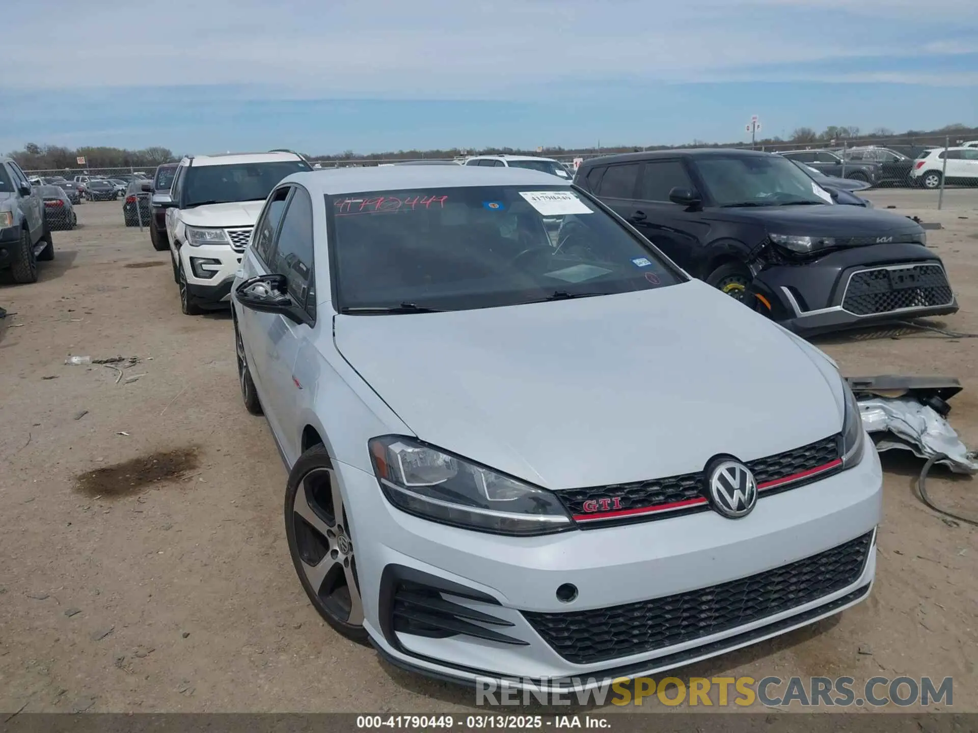 1 Photograph of a damaged car 3VW6T7AU5KM020317 VOLKSWAGEN GOLF GTI 2019