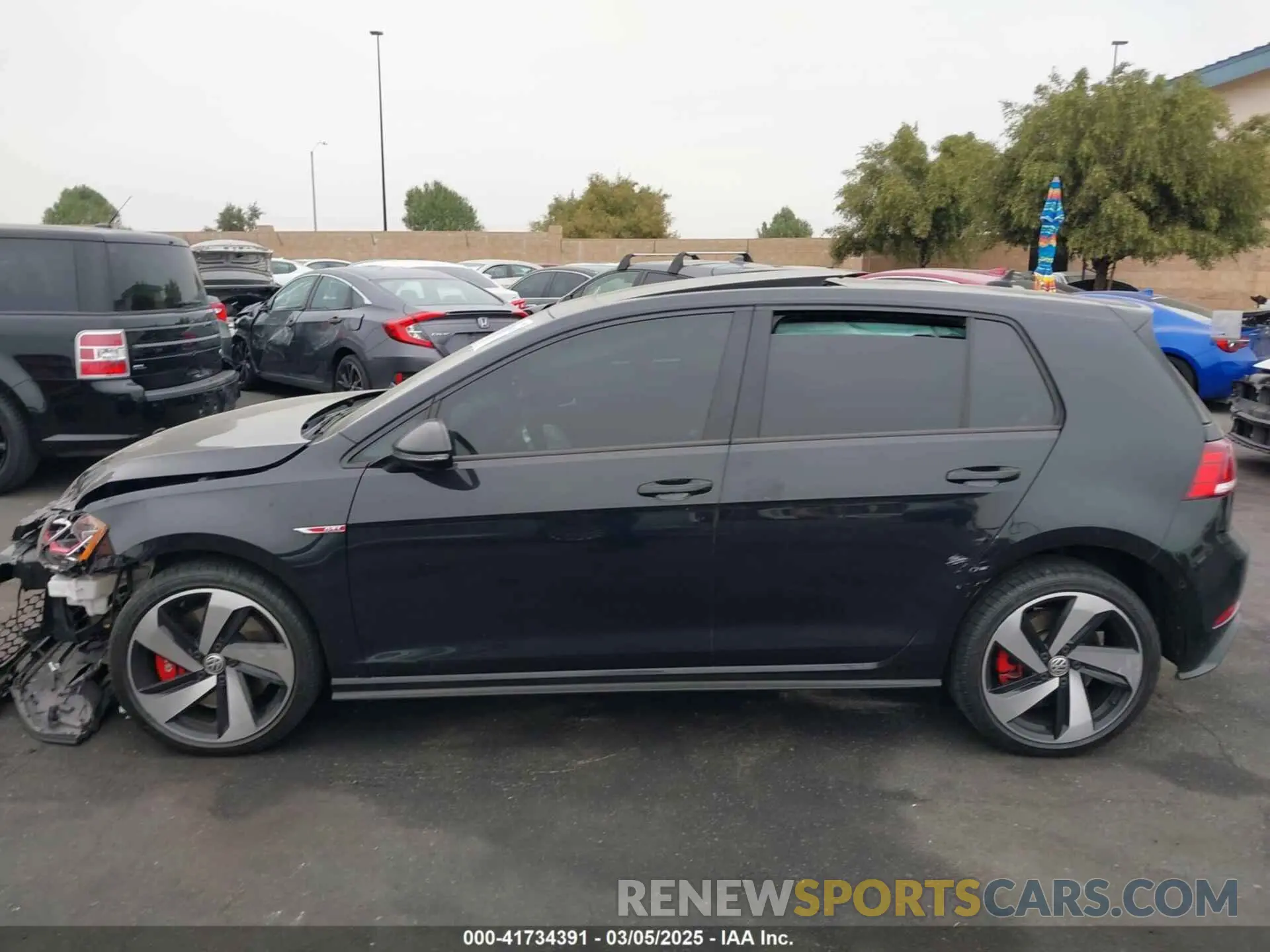 13 Photograph of a damaged car 3VW6T7AU9KM002693 VOLKSWAGEN GOLF GTI 2019