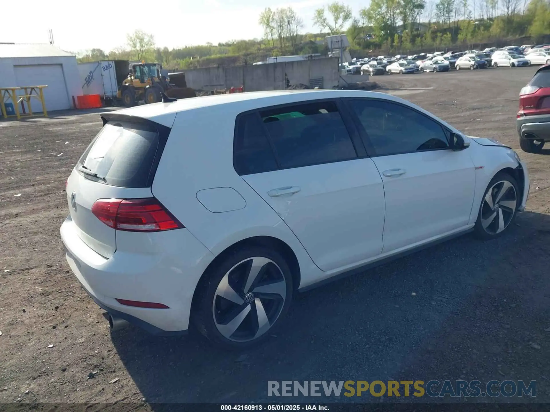 4 Photograph of a damaged car 3VW6T7AU9KM036164 VOLKSWAGEN GOLF GTI 2019