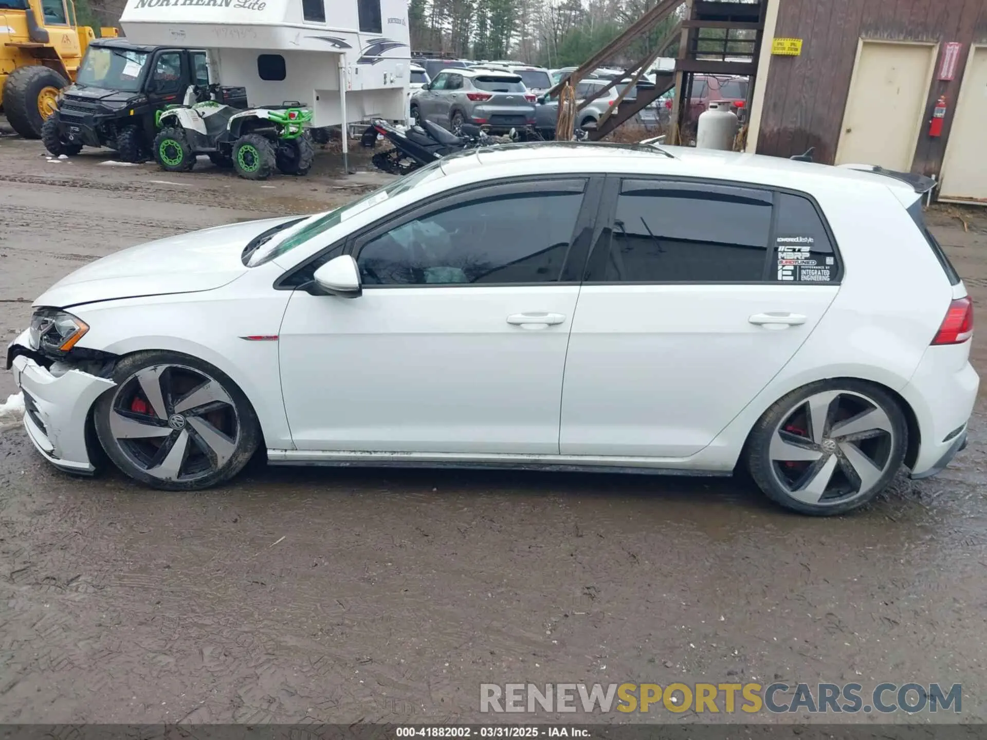 15 Photograph of a damaged car 3VW5T7AU6LM008710 VOLKSWAGEN GOLF GTI 2020