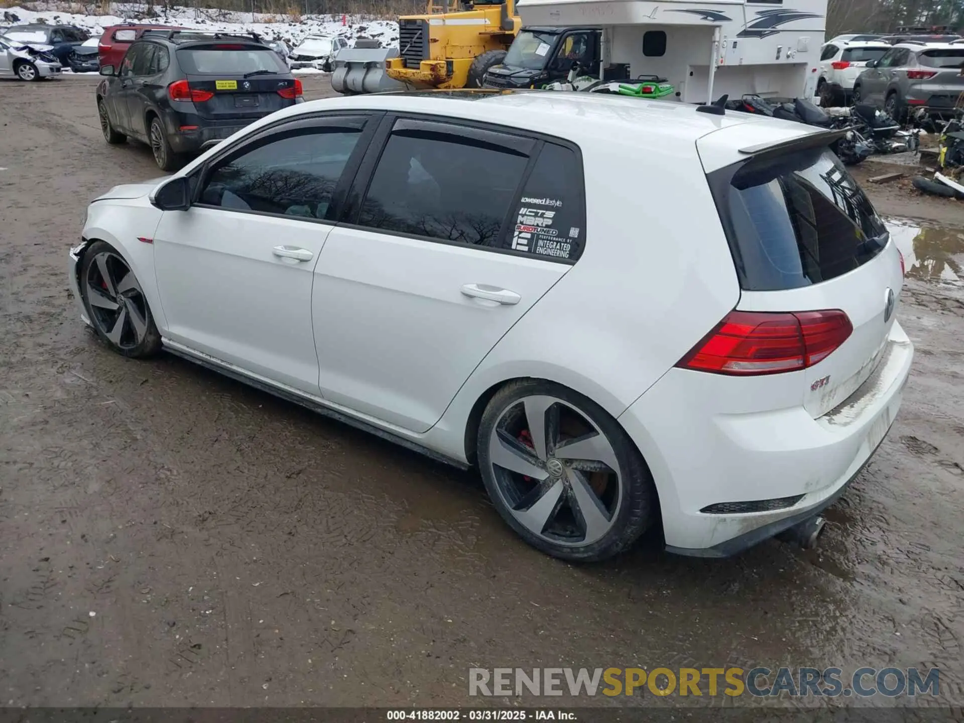 3 Photograph of a damaged car 3VW5T7AU6LM008710 VOLKSWAGEN GOLF GTI 2020