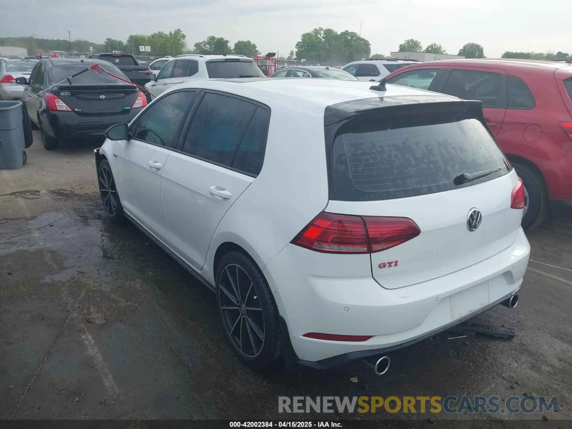 3 Photograph of a damaged car 3VW5T7AU6MM008515 VOLKSWAGEN GOLF GTI 2021