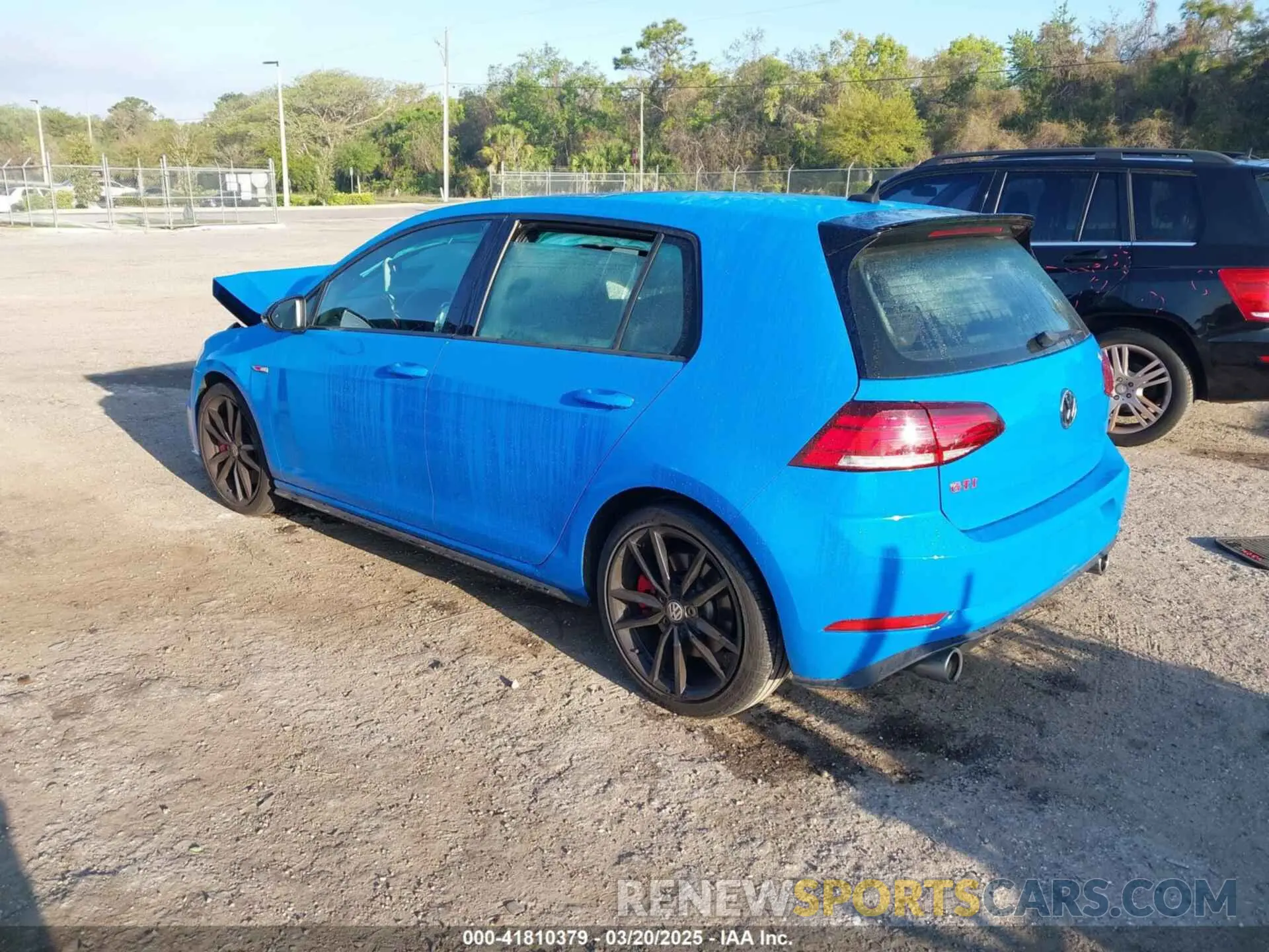 3 Photograph of a damaged car 3VW6T7AU6MM007269 VOLKSWAGEN GOLF GTI 2021