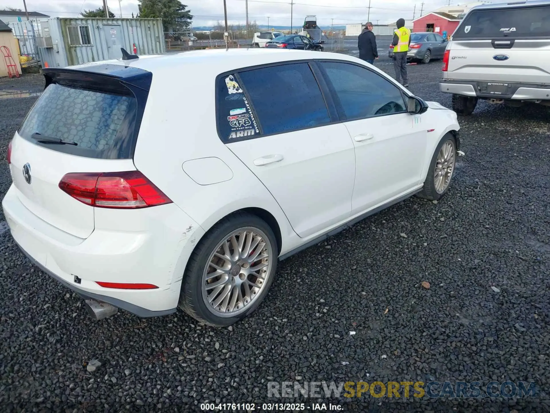 4 Photograph of a damaged car 3VW6T7AU6MM007580 VOLKSWAGEN GOLF GTI 2021