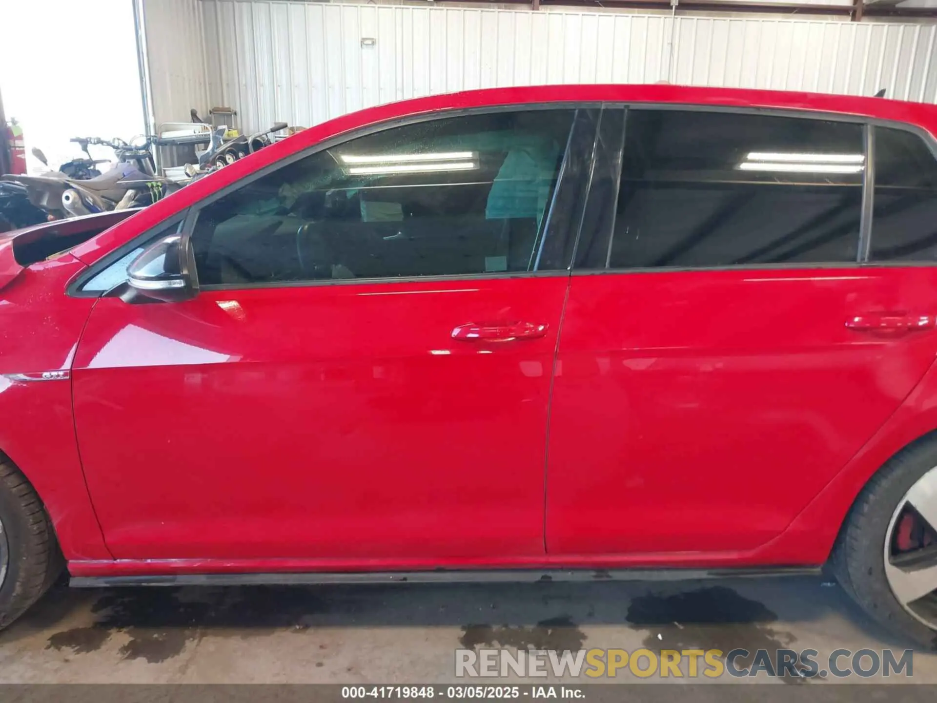 15 Photograph of a damaged car 3VW6T7AU9MM001384 VOLKSWAGEN GOLF GTI 2021