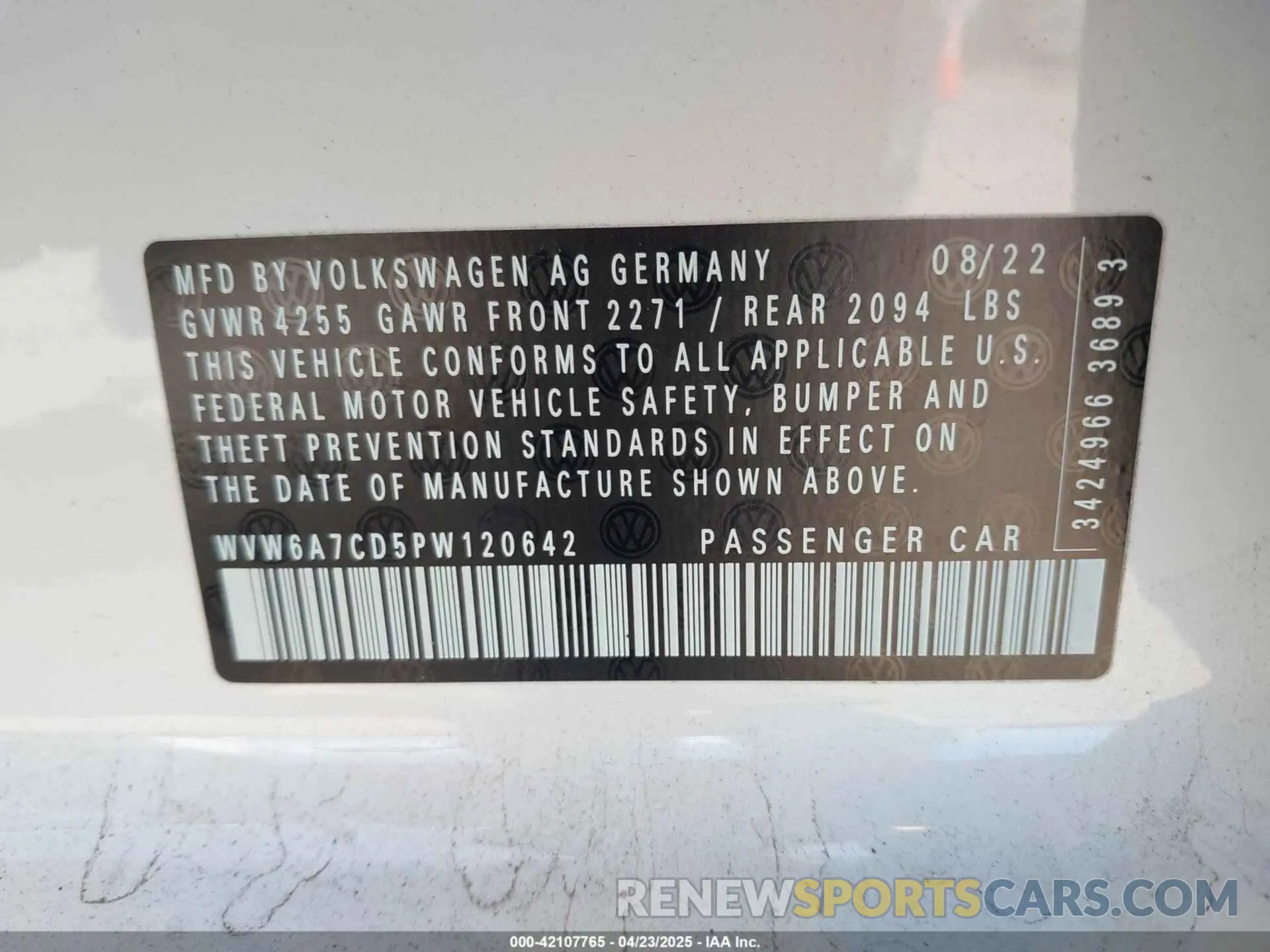 9 Photograph of a damaged car WVW6A7CD5PW120642 VOLKSWAGEN GOLF GTI 2023