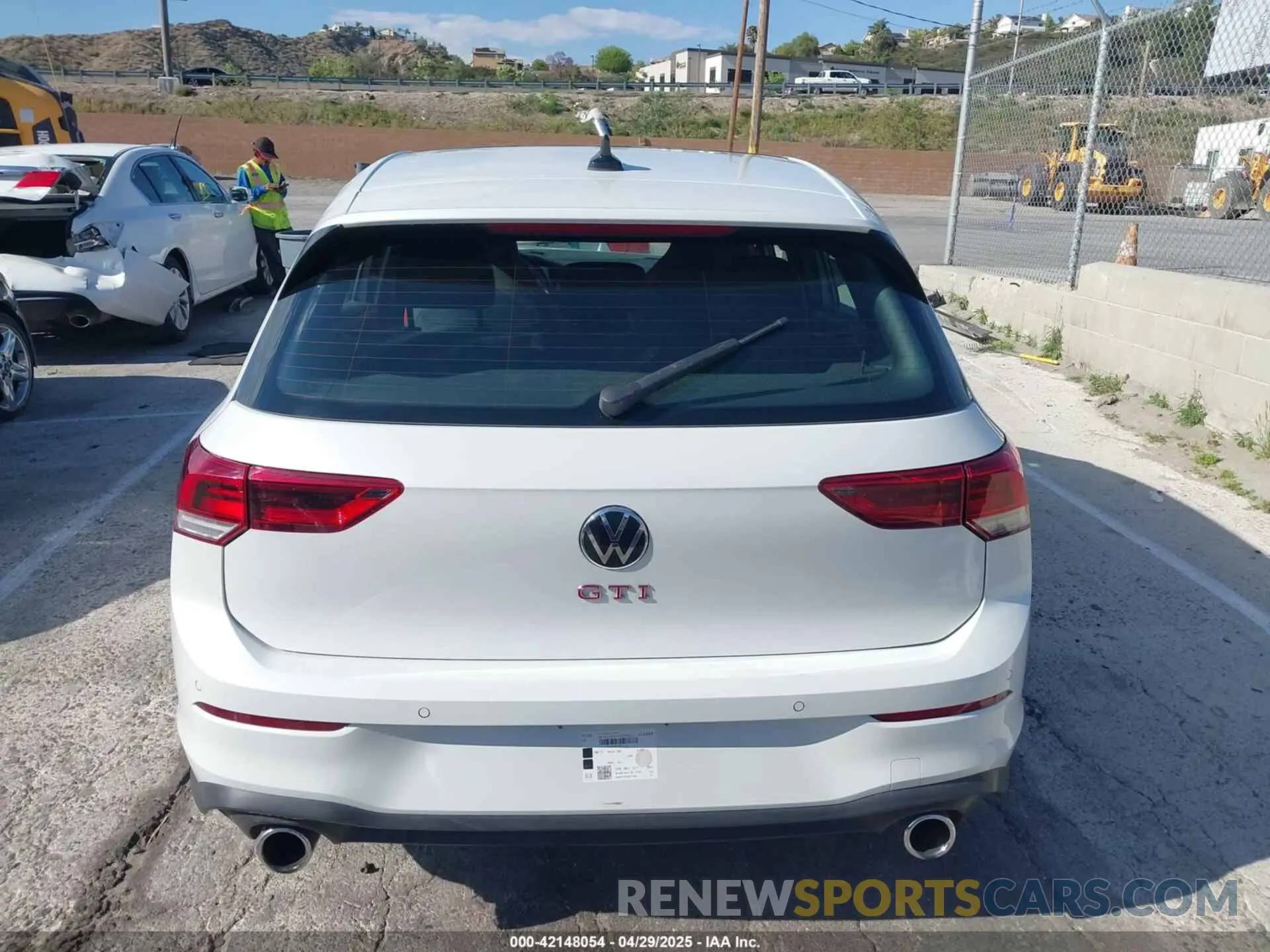 16 Photograph of a damaged car WVWRA7CD0PW212965 VOLKSWAGEN GOLF GTI 2023