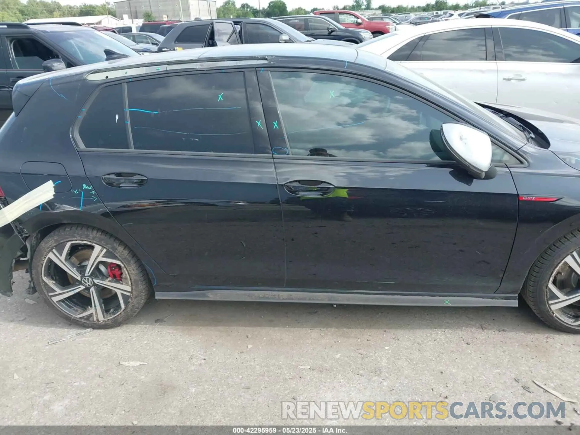 14 Photograph of a damaged car WVWRA7CD0RW149854 VOLKSWAGEN GOLF GTI 2024