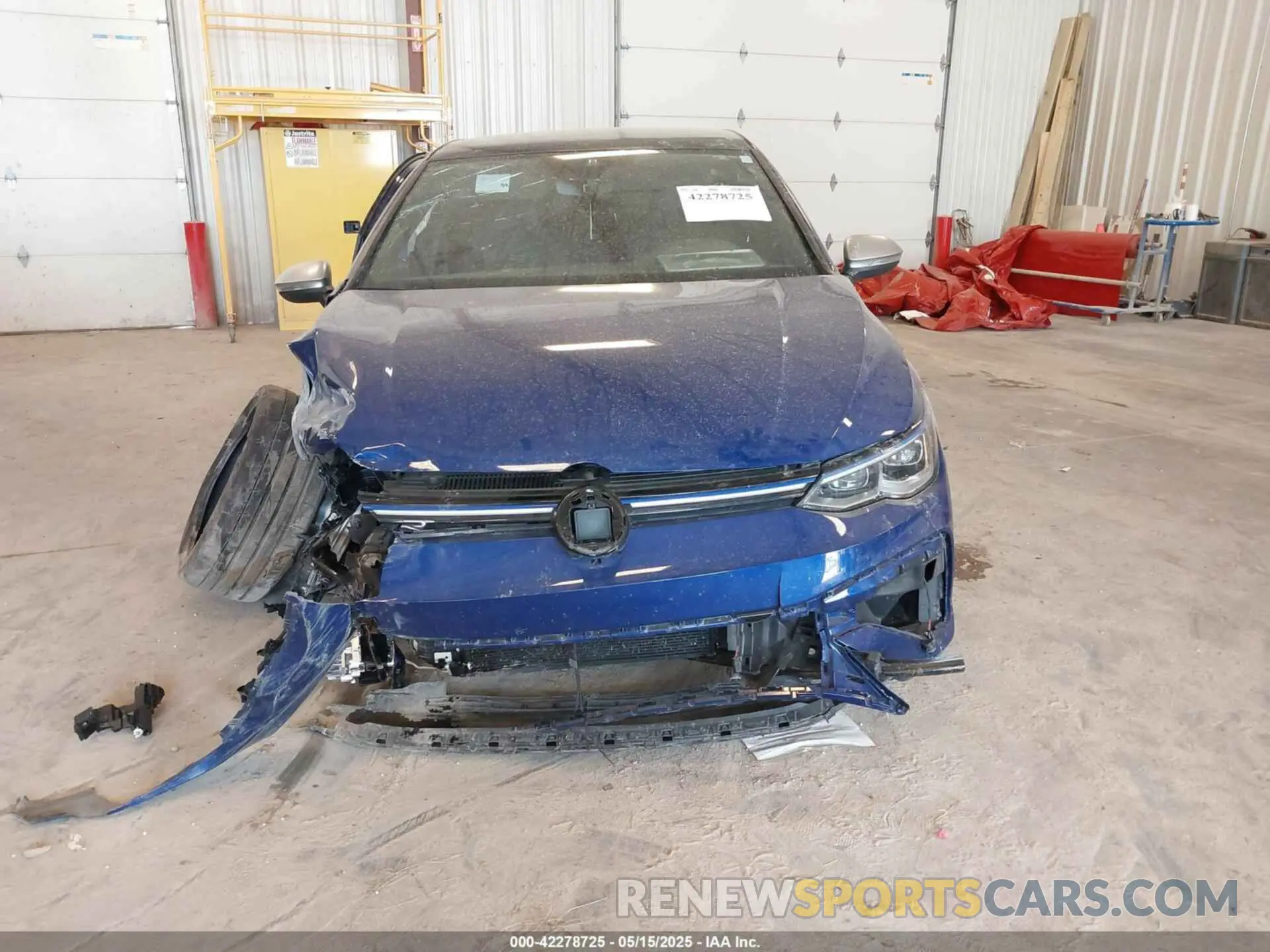 11 Photograph of a damaged car WVWEB7CD2RW225649 VOLKSWAGEN GOLF R 2024
