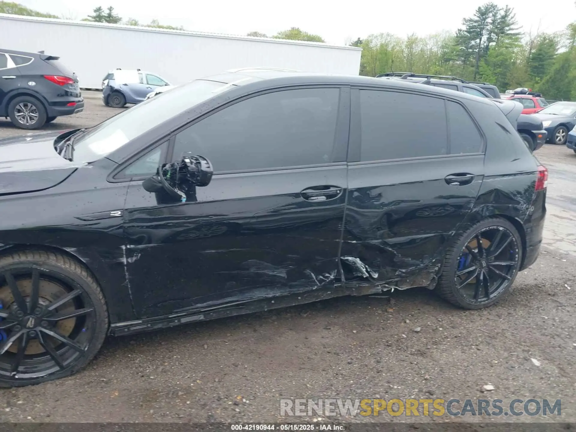 21 Photograph of a damaged car WVWFB7CD8RW225160 VOLKSWAGEN GOLF R 2024