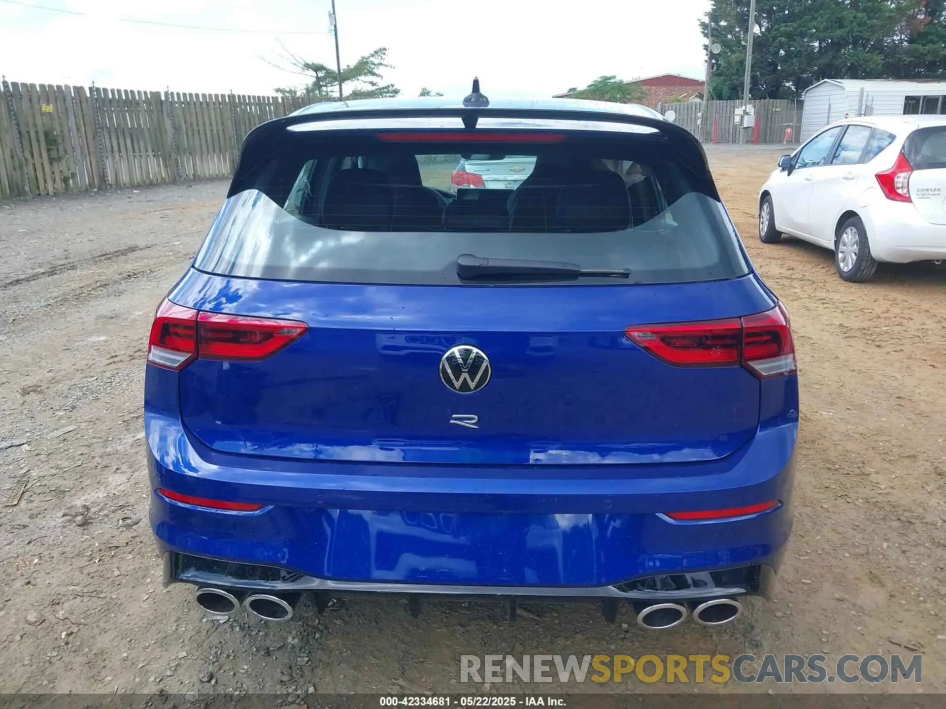 17 Photograph of a damaged car WVWJB7CD1SW207566 VOLKSWAGEN GOLF R 2025