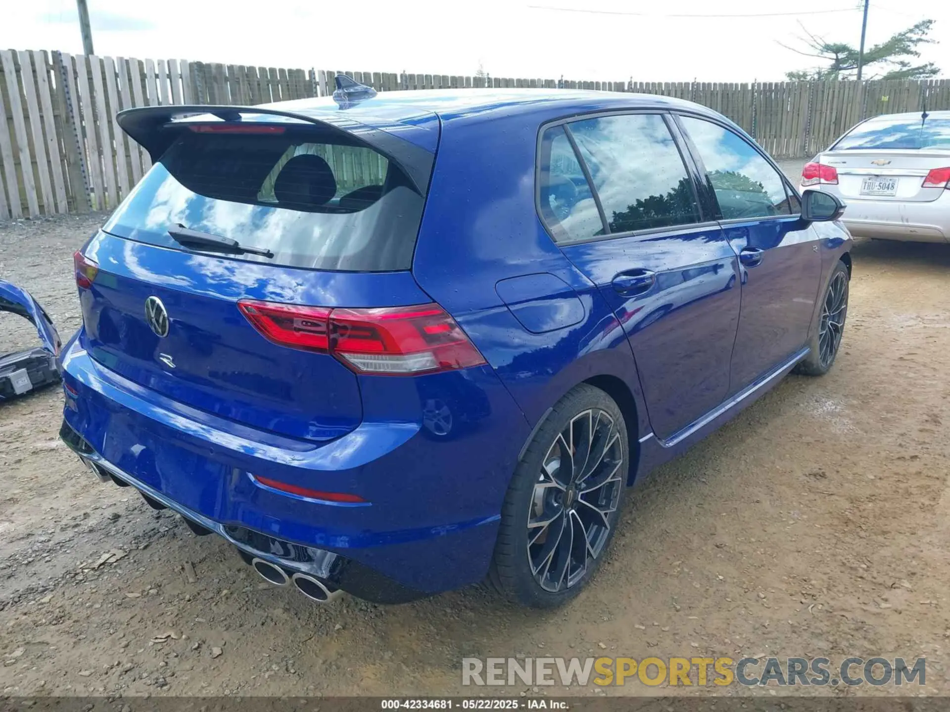 4 Photograph of a damaged car WVWJB7CD1SW207566 VOLKSWAGEN GOLF R 2025