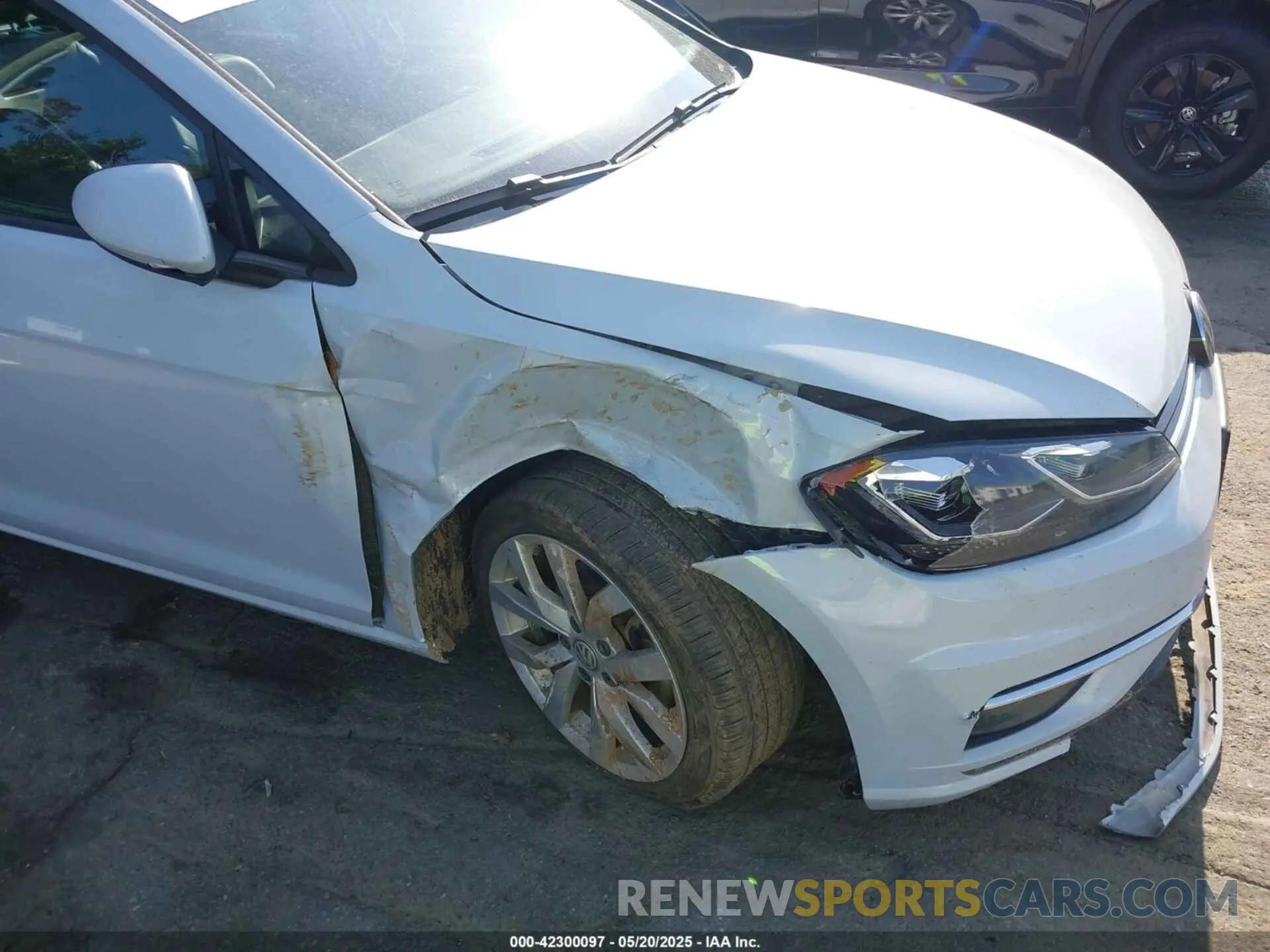6 Photograph of a damaged car 3VWY57AU3KM515165 VOLKSWAGEN GOLF SPORTWAGEN 2019