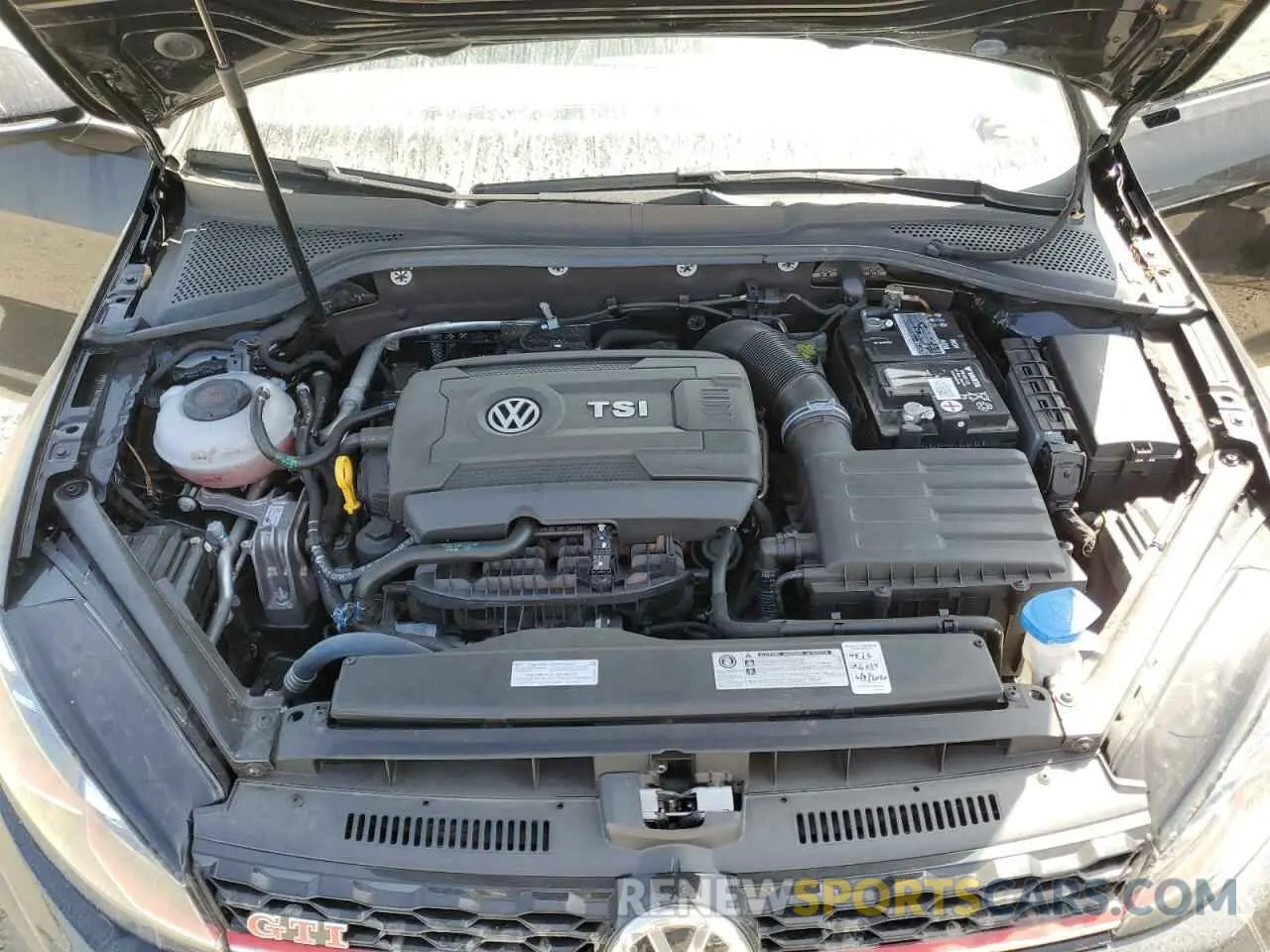 11 Photograph of a damaged car 3VW5T7AU7KM029516 VOLKSWAGEN GTI 2019