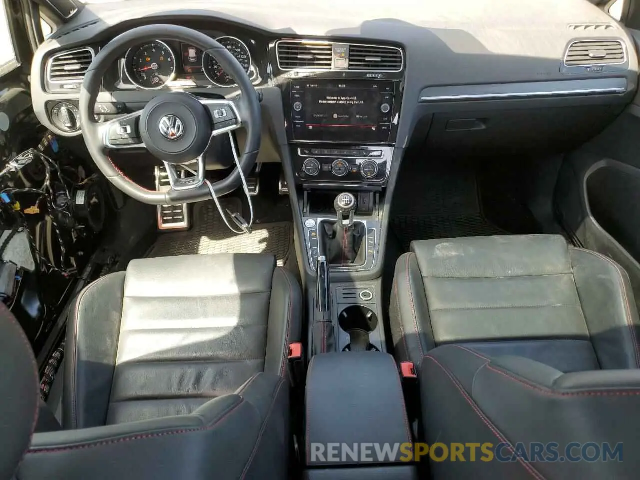 8 Photograph of a damaged car 3VW5T7AU7KM029516 VOLKSWAGEN GTI 2019