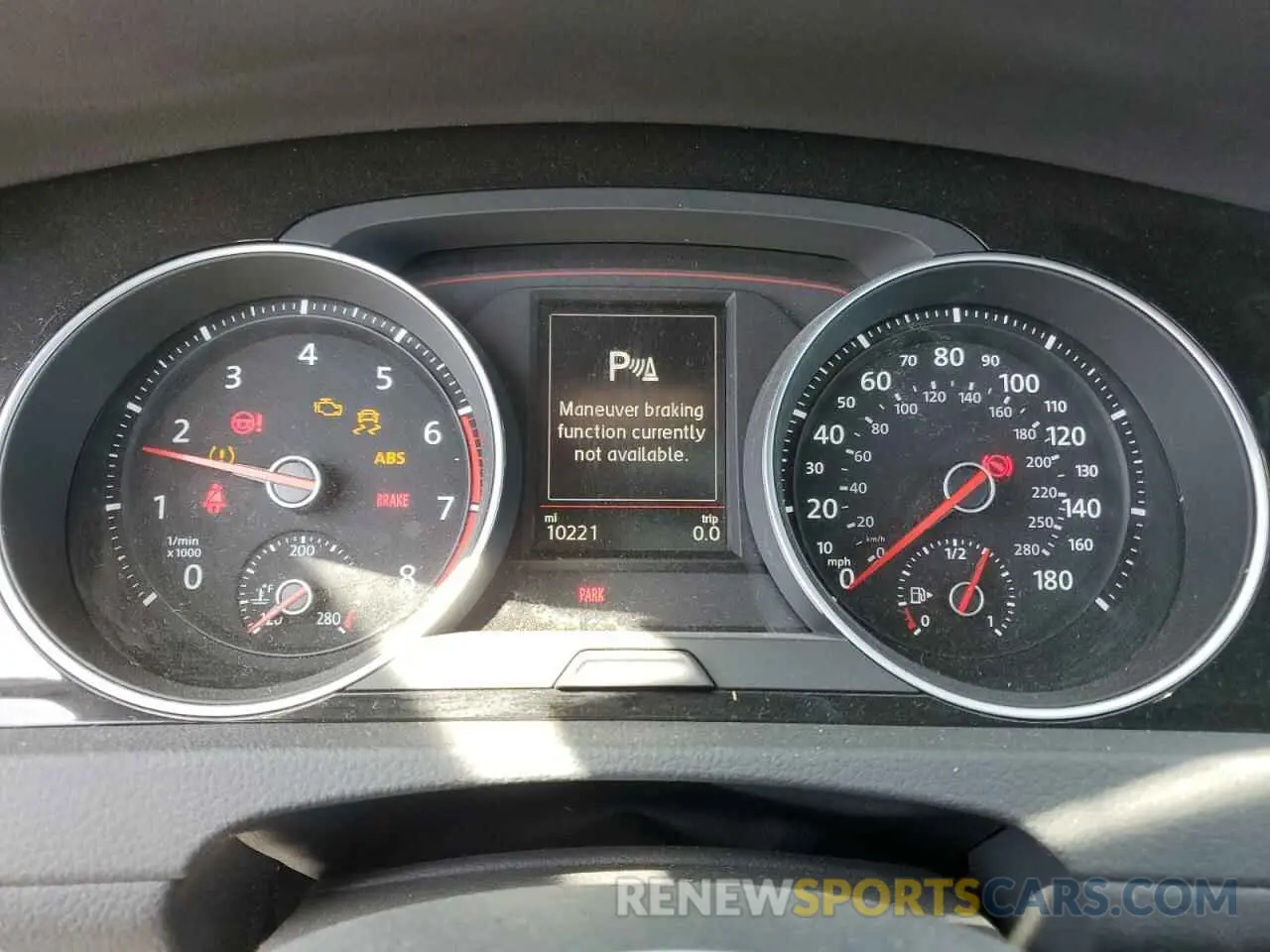 9 Photograph of a damaged car 3VW5T7AU7KM029516 VOLKSWAGEN GTI 2019