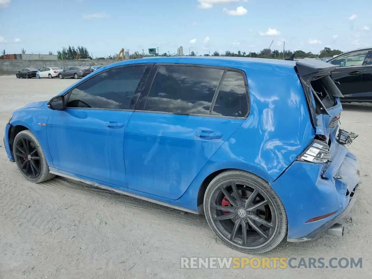 2 Photograph of a damaged car 3VW5T7AU8KM015673 VOLKSWAGEN GTI 2019