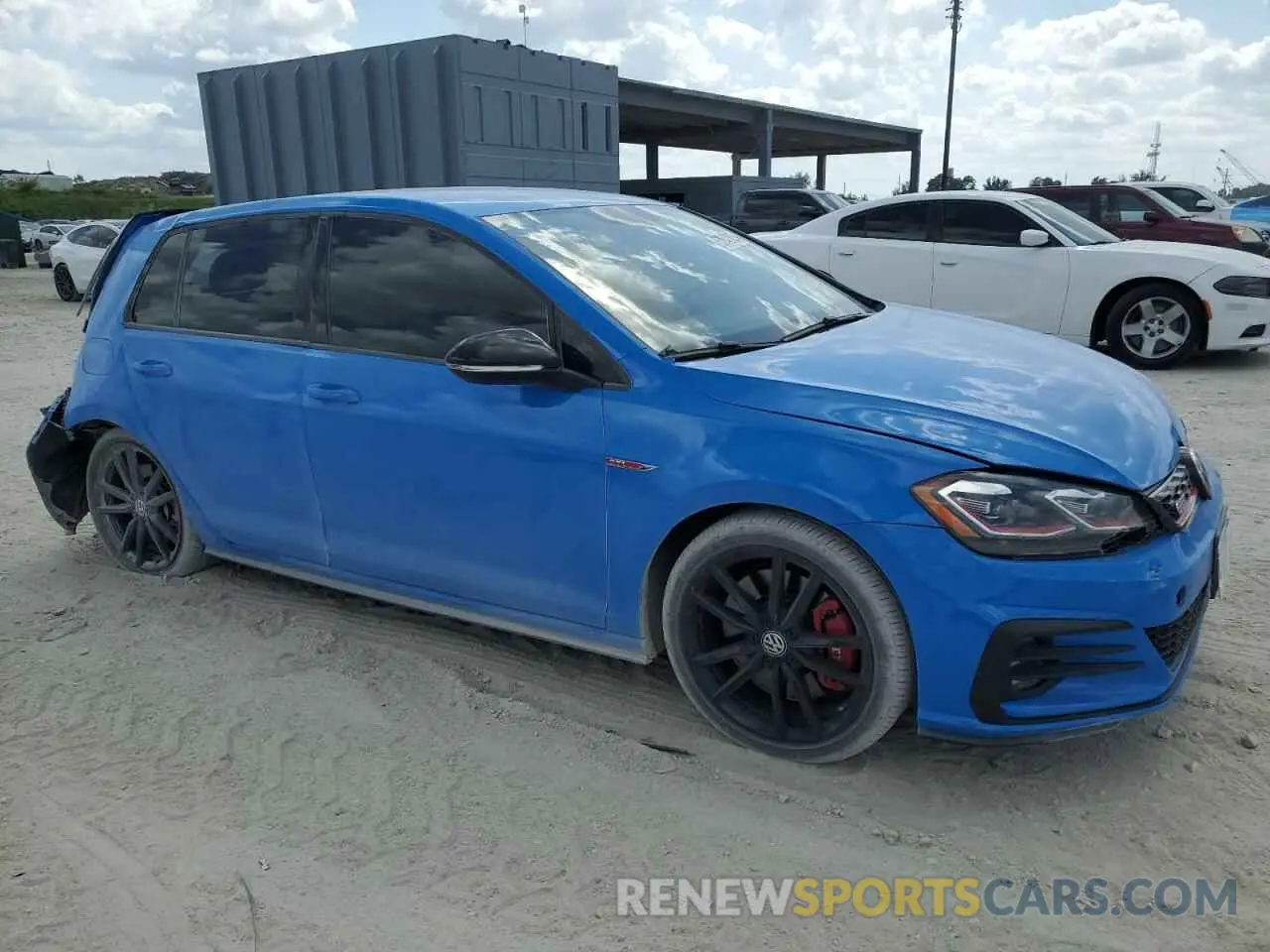 4 Photograph of a damaged car 3VW5T7AU8KM015673 VOLKSWAGEN GTI 2019