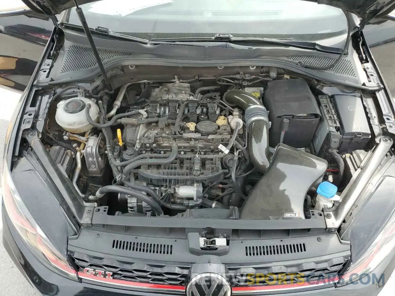 11 Photograph of a damaged car 3VW5T7AU9KM019831 VOLKSWAGEN GTI 2019