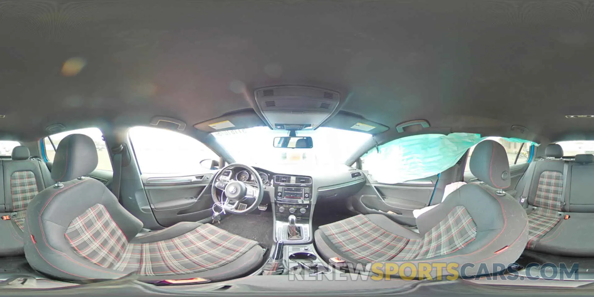13 Photograph of a damaged car 3VW6T7AU0KM008009 VOLKSWAGEN GTI 2019