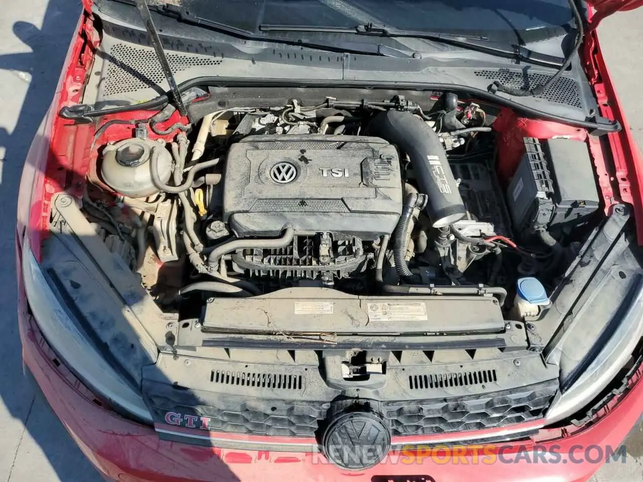 12 Photograph of a damaged car 3VW6T7AU0KM019091 VOLKSWAGEN GTI 2019