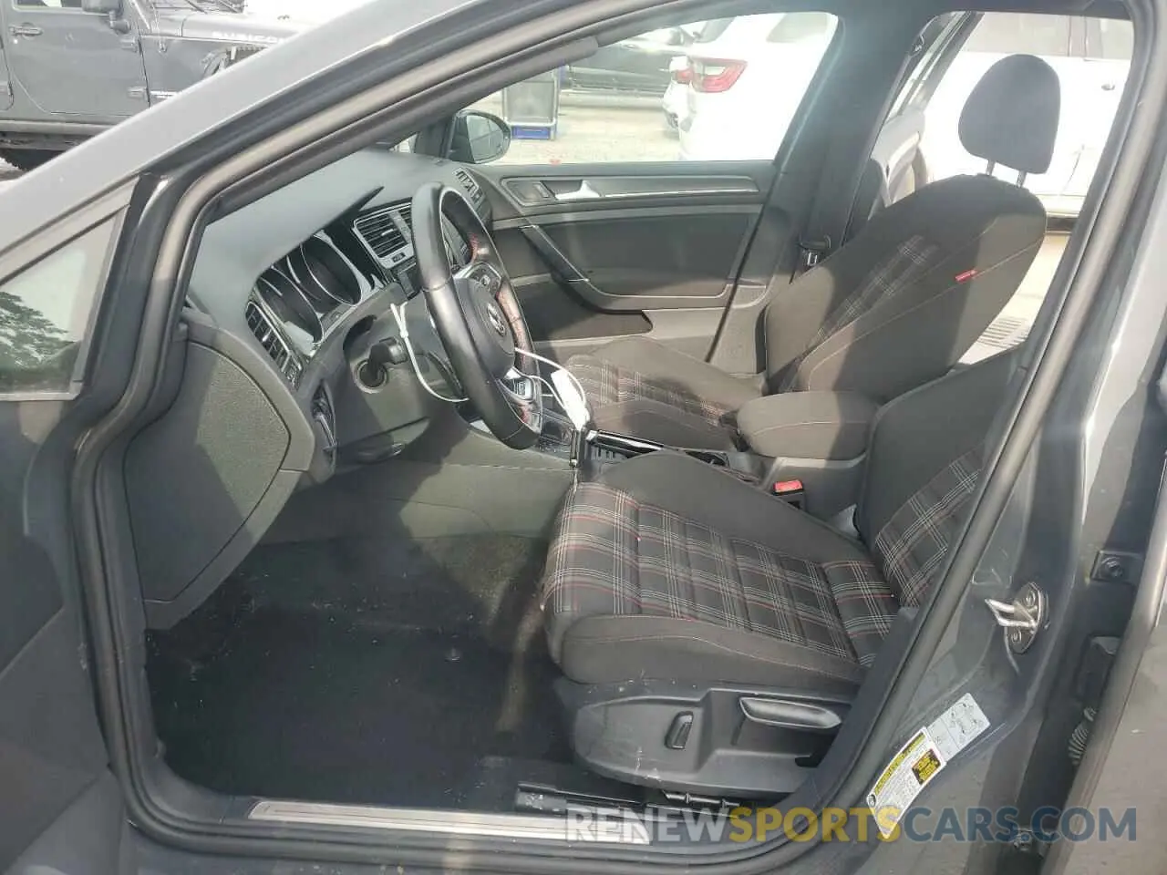 7 Photograph of a damaged car 3VW6T7AU1KM008892 VOLKSWAGEN GTI 2019