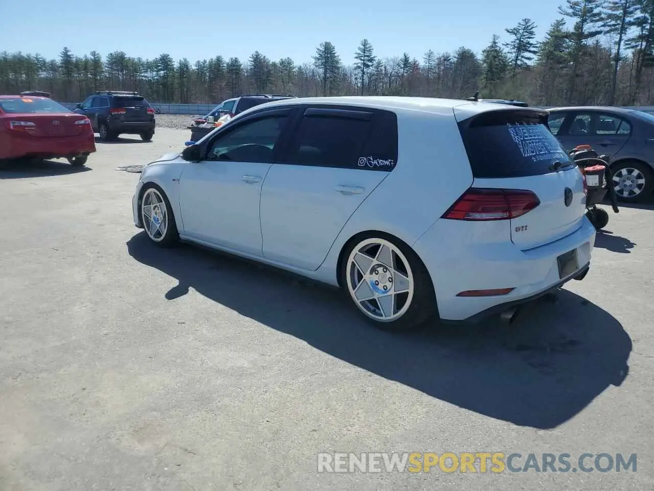2 Photograph of a damaged car 3VW6T7AUXKM030969 VOLKSWAGEN GTI 2019
