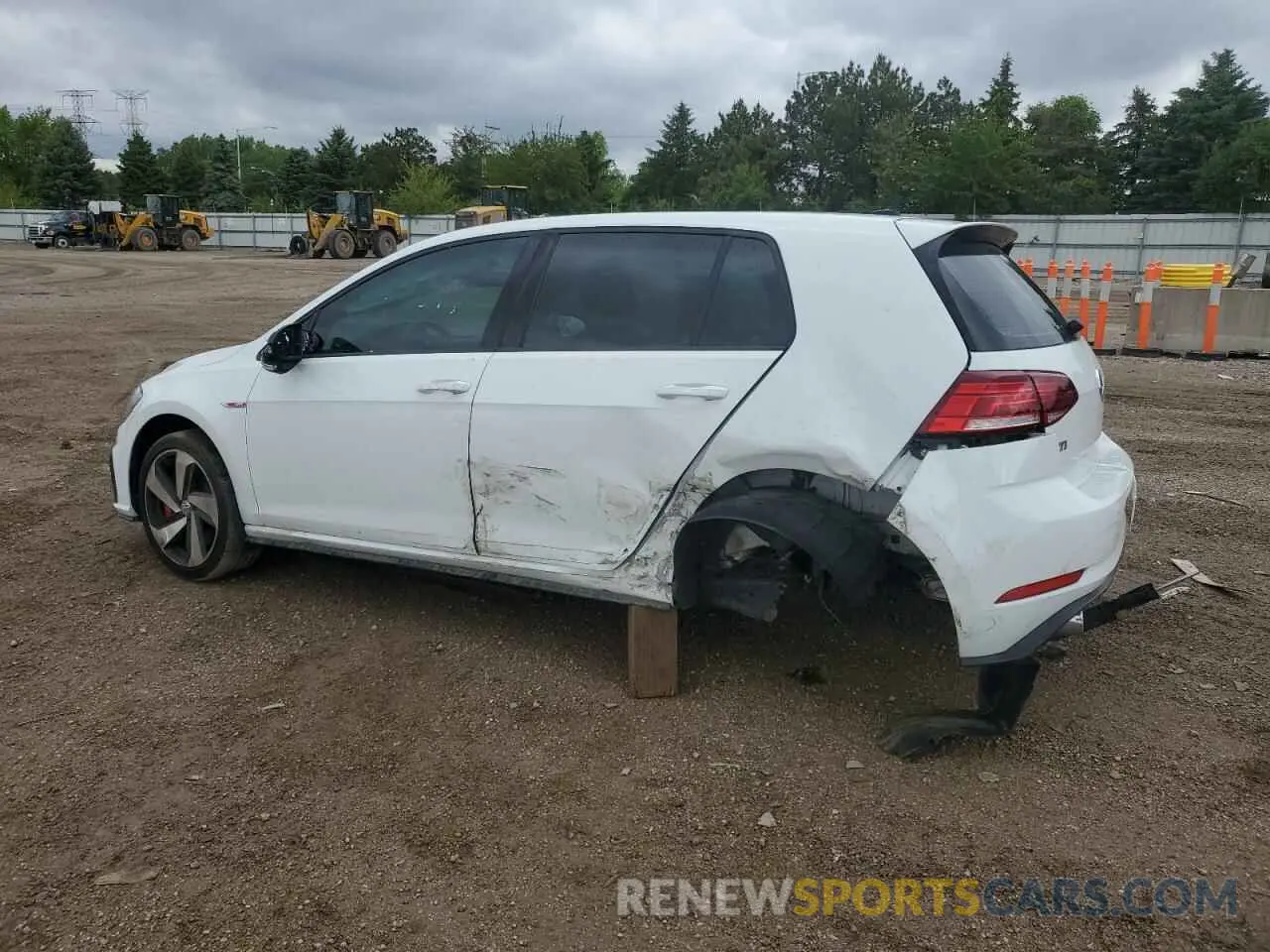 2 Photograph of a damaged car 3VW6T7AU6LM005293 VOLKSWAGEN GTI 2020