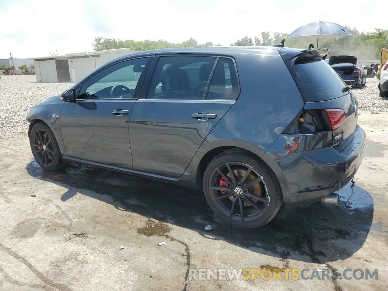 2 Photograph of a damaged car 3VW5T7AUXMM008260 VOLKSWAGEN GTI 2021